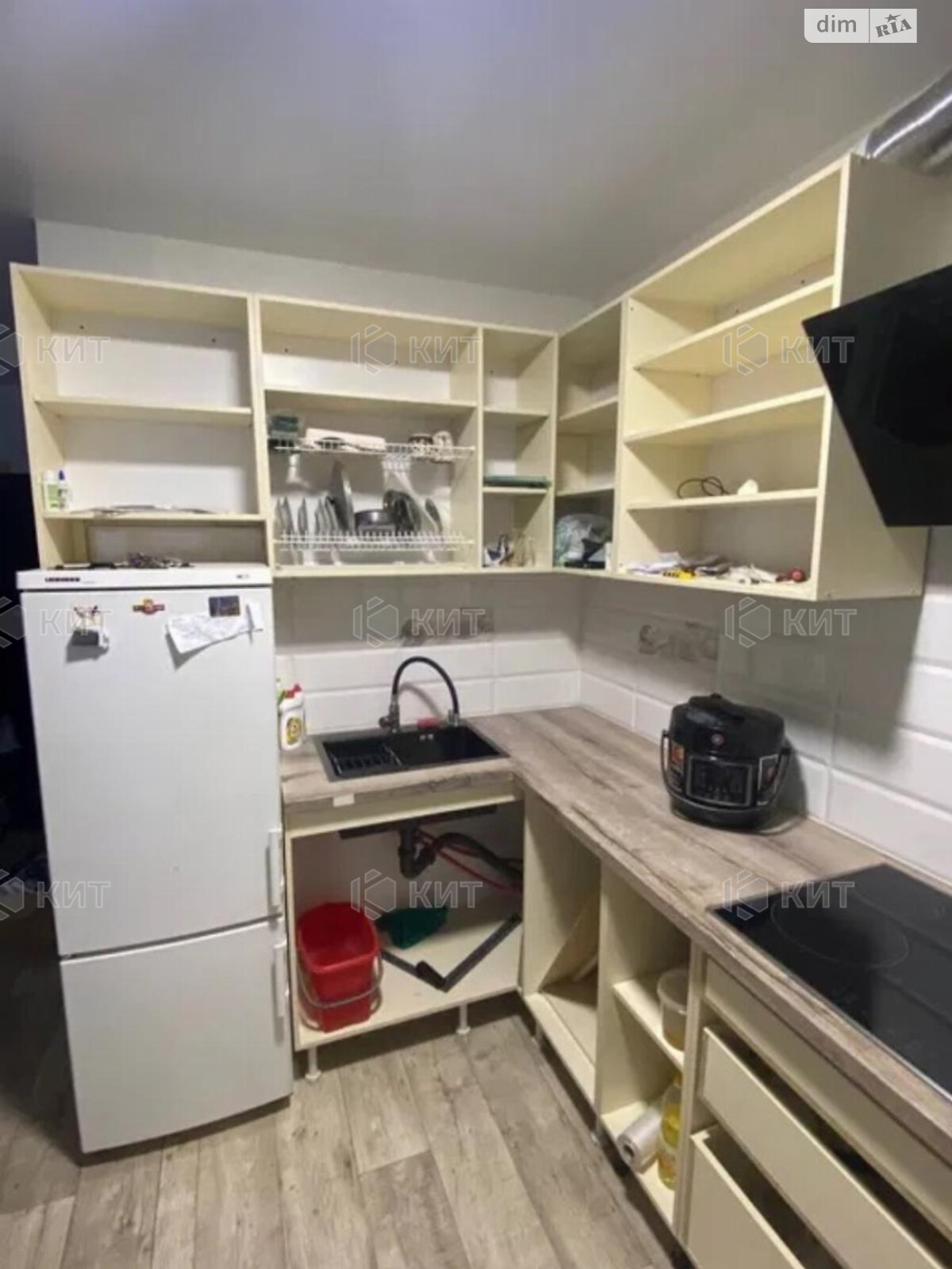 Продаж однокімнатної квартири в Харкові, на вул. Академіка Барабашова 10В, район Салтівка фото 1 Продаж однокімнатної квартири в Харкові, на вул. Академіка Барабашова 10В, район Салтівка фото 1