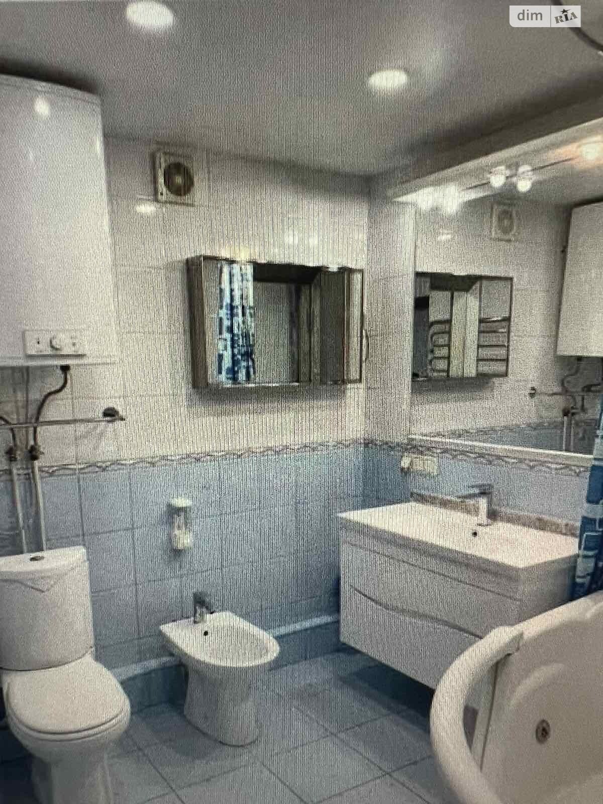 Продажа трехкомнатной квартиры в Харькове, на ул. Валентиновская 24, район Салтовка фото 1 Продажа трехкомнатной квартиры в Харькове, на ул. Валентиновская 24, район Салтовка фото 1