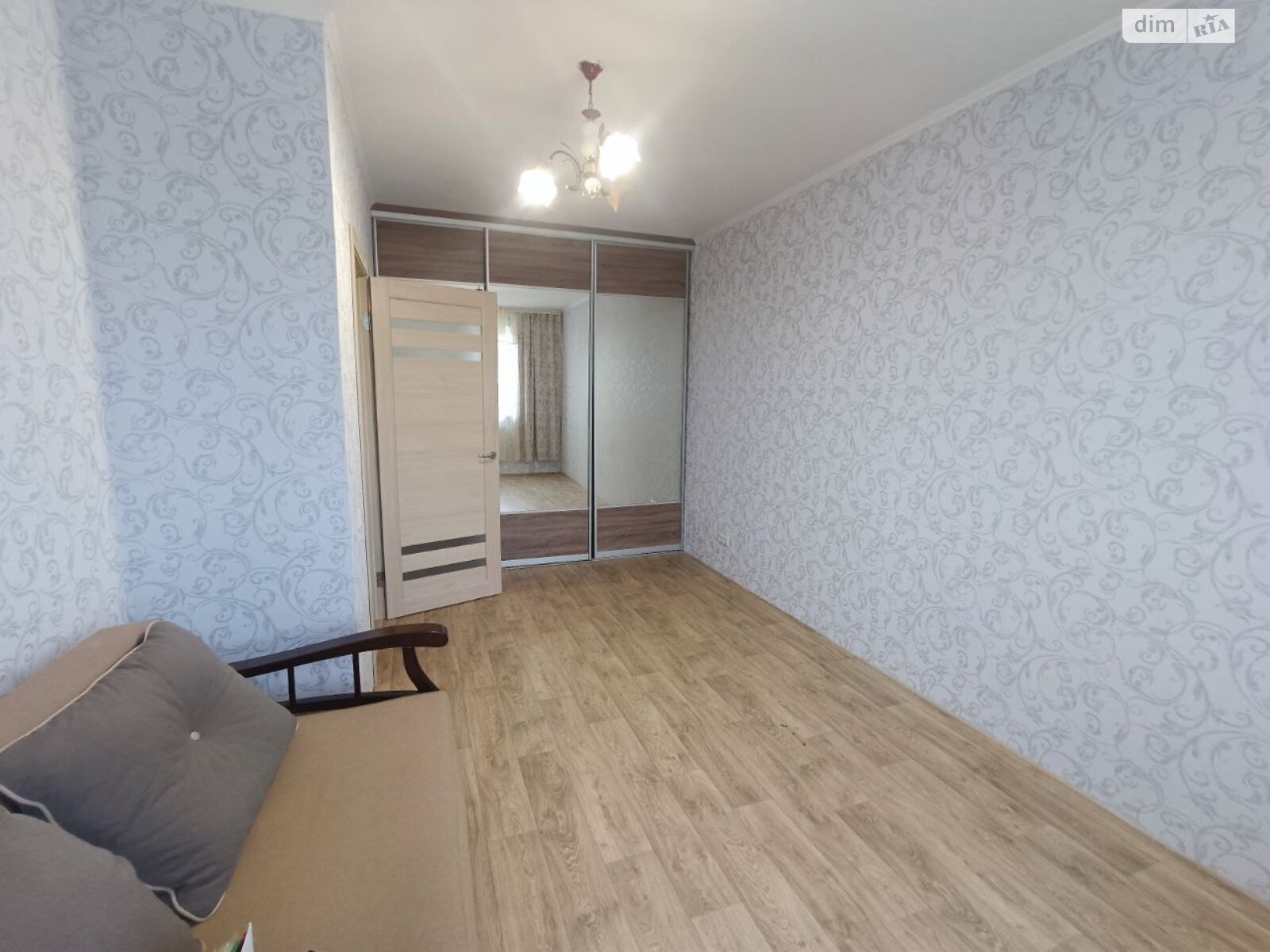 Продаж однокімнатної квартири в Харкові, на вул. Драгоманова 8, район Салтівка фото 1 Продаж однокімнатної квартири в Харкові, на вул. Драгоманова 8, район Салтівка фото 1