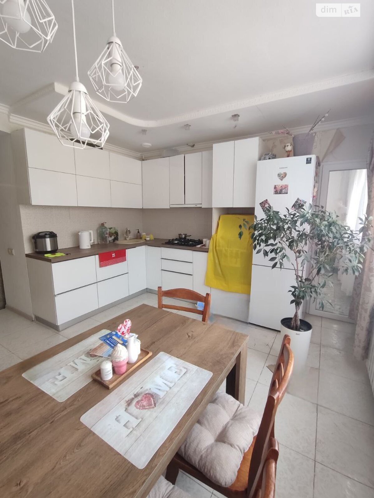 Продаж трикімнатної квартири в Харкові, на вул. Соборності України 228А, район Салтівка фото 1 Продаж трикімнатної квартири в Харкові, на вул. Соборності України 228А, район Салтівка фото 1