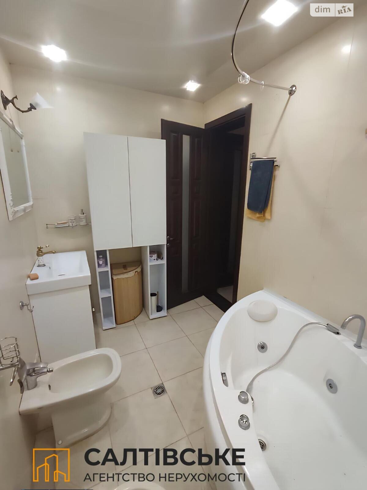 Продаж трикімнатної квартири в Харкові, на вул. Соборності України 228А, район Салтівка фото 1 Продаж трикімнатної квартири в Харкові, на вул. Соборності України 228А, район Салтівка фото 1