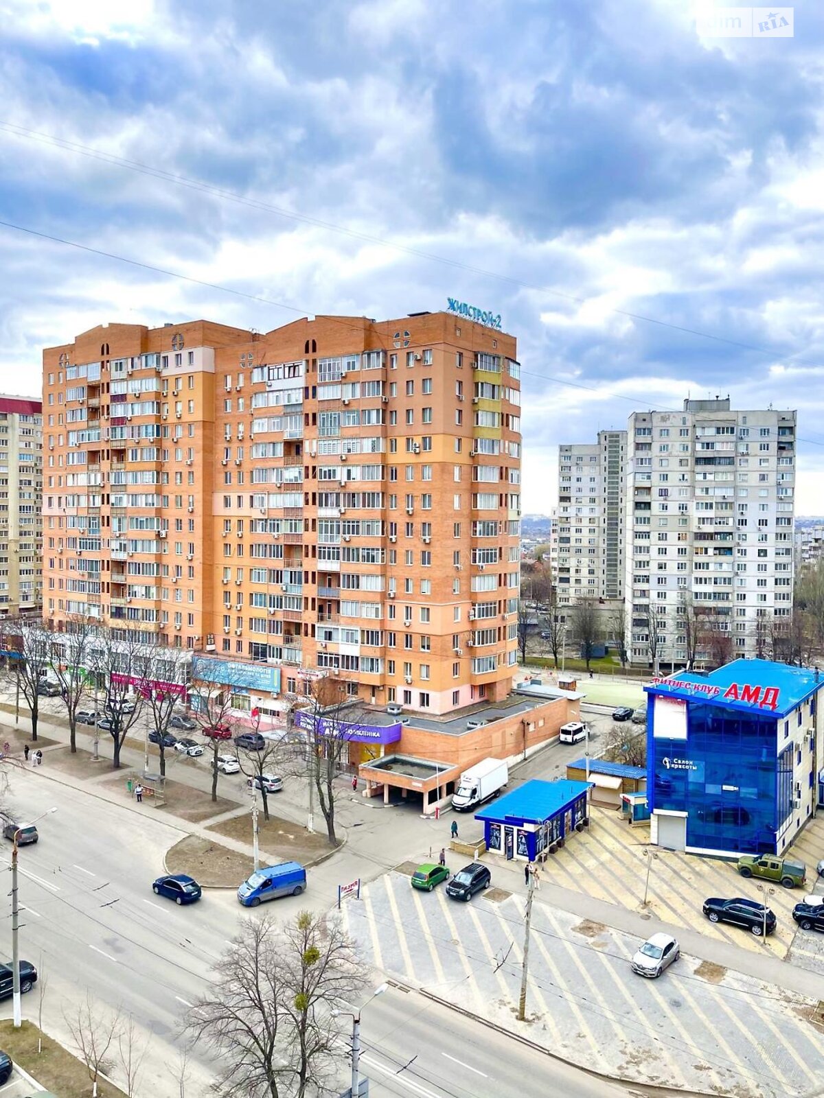 Продажа трехкомнатной квартиры в Харькове, на ул. Гвардейцев-Широнинцев, район Салтовка фото 1 Продажа трехкомнатной квартиры в Харькове, на ул. Гвардейцев-Широнинцев, район Салтовка фото 1