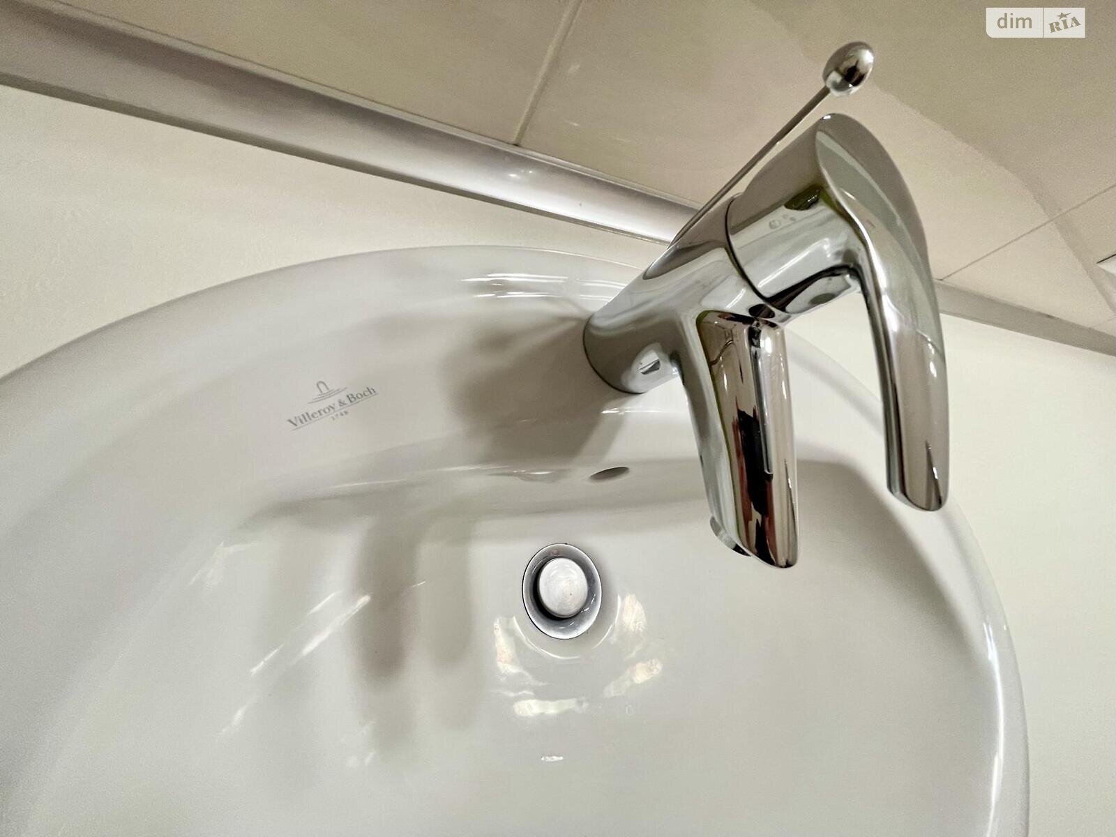 Продажа трехкомнатной квартиры в Харькове, на ул. Гвардейцев-Широнинцев, район Салтовка фото 1 Продажа трехкомнатной квартиры в Харькове, на ул. Гвардейцев-Широнинцев, район Салтовка фото 1