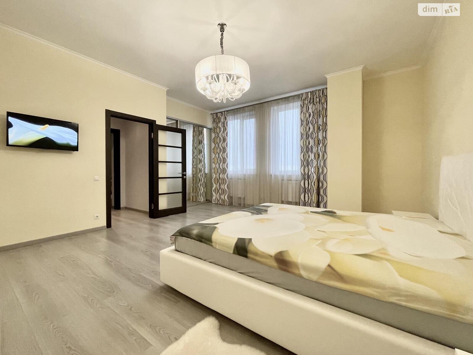 Продажа трехкомнатной квартиры в Харькове, на ул. Гвардейцев-Широнинцев, район Салтовка фото 1 Продажа трехкомнатной квартиры в Харькове, на ул. Гвардейцев-Широнинцев, район Салтовка фото 1