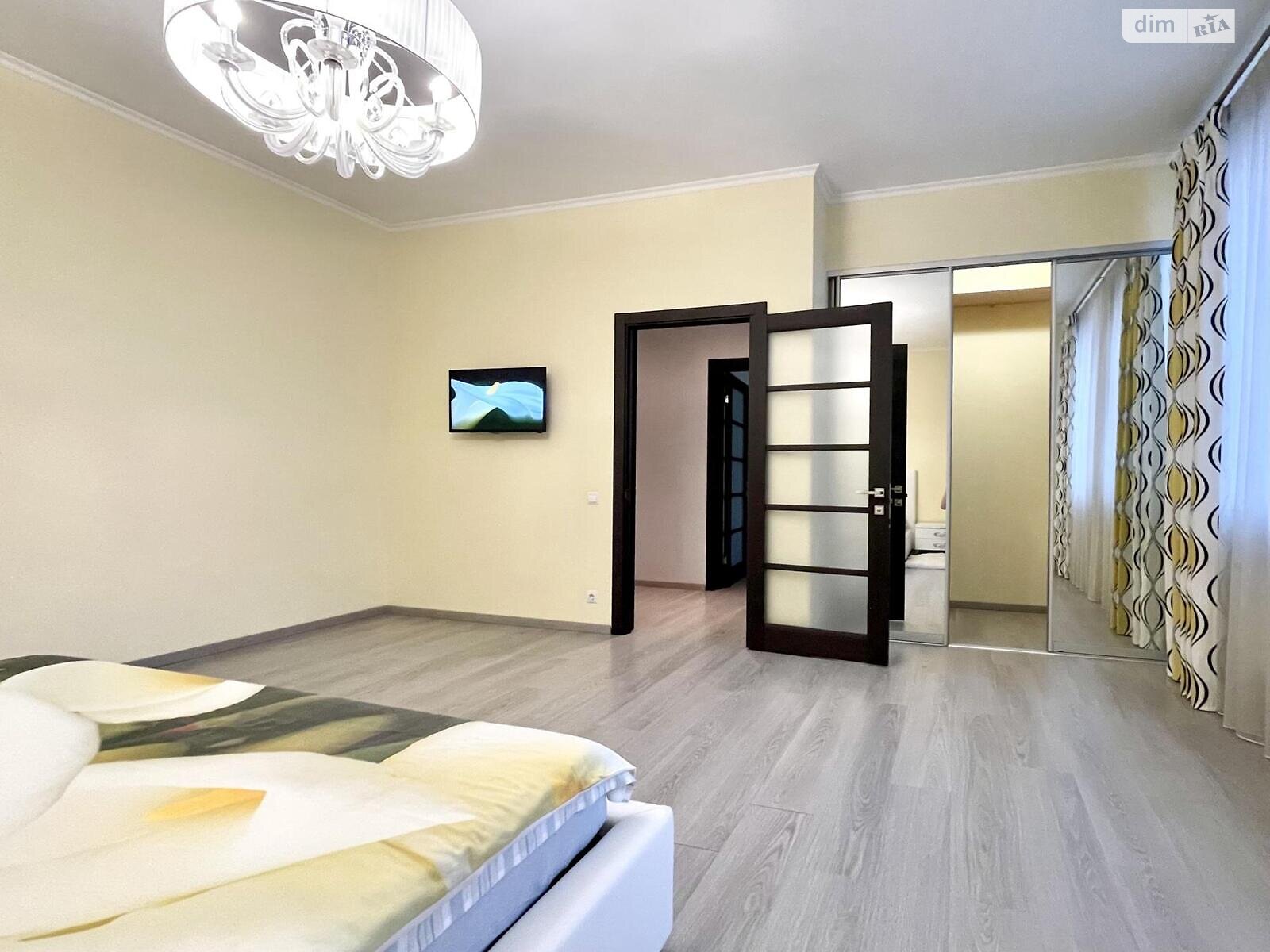 Продажа трехкомнатной квартиры в Харькове, на ул. Гвардейцев-Широнинцев, район Салтовка фото 1 Продажа трехкомнатной квартиры в Харькове, на ул. Гвардейцев-Широнинцев, район Салтовка фото 1