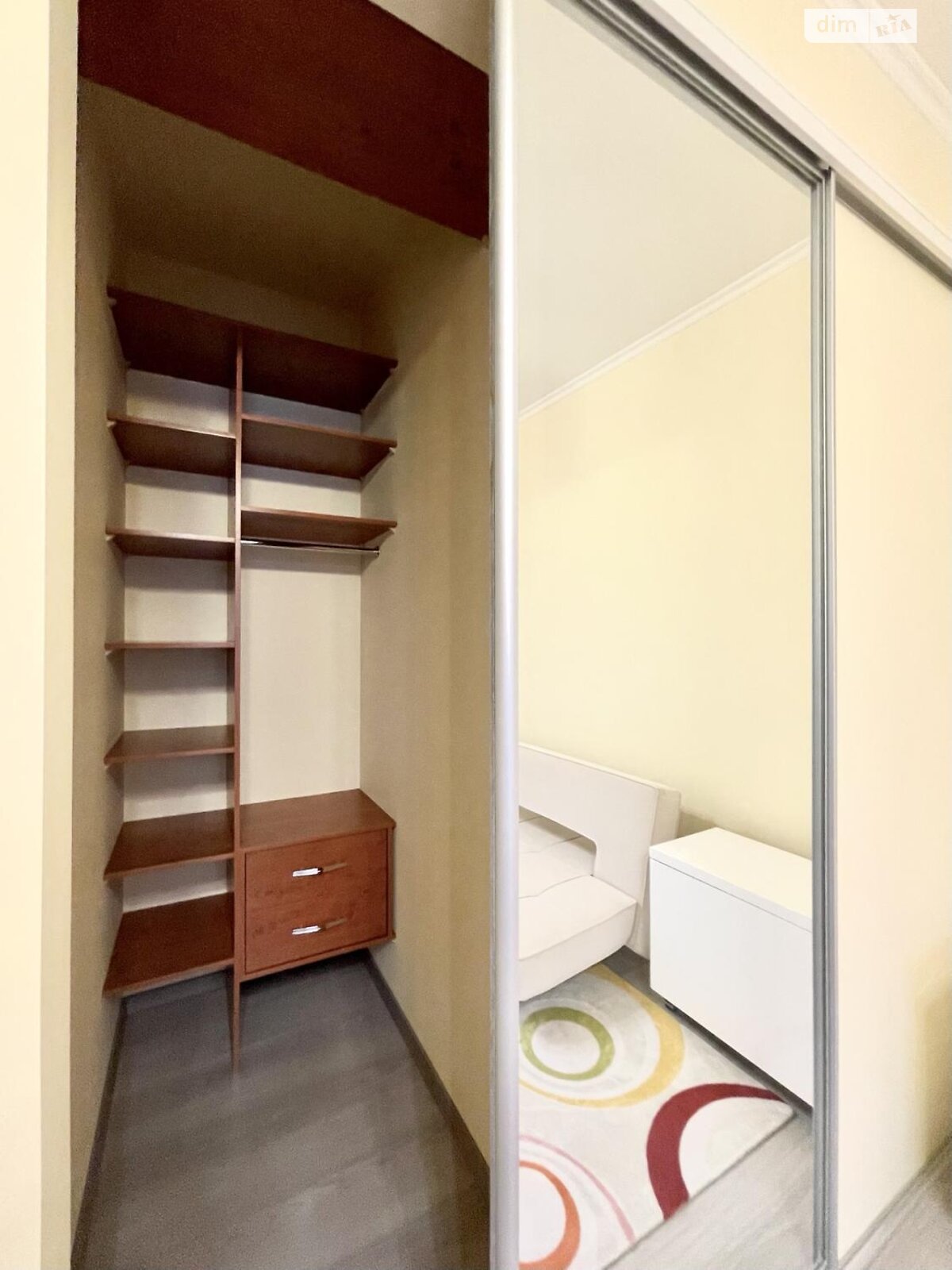 Продажа трехкомнатной квартиры в Харькове, на ул. Гвардейцев-Широнинцев, район Салтовка фото 1 Продажа трехкомнатной квартиры в Харькове, на ул. Гвардейцев-Широнинцев, район Салтовка фото 1