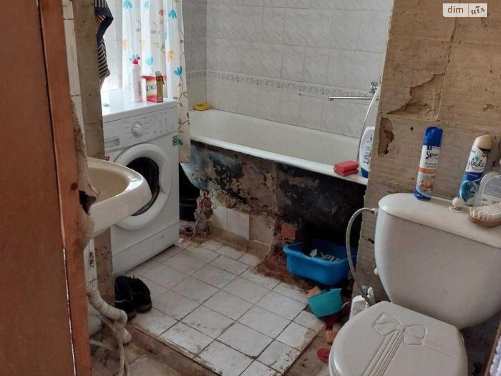Продаж трикімнатної квартири в Харкові, на вул. Леся Сердюка 10, район Салтівка фото 1 Продаж трикімнатної квартири в Харкові, на вул. Леся Сердюка 10, район Салтівка фото 1