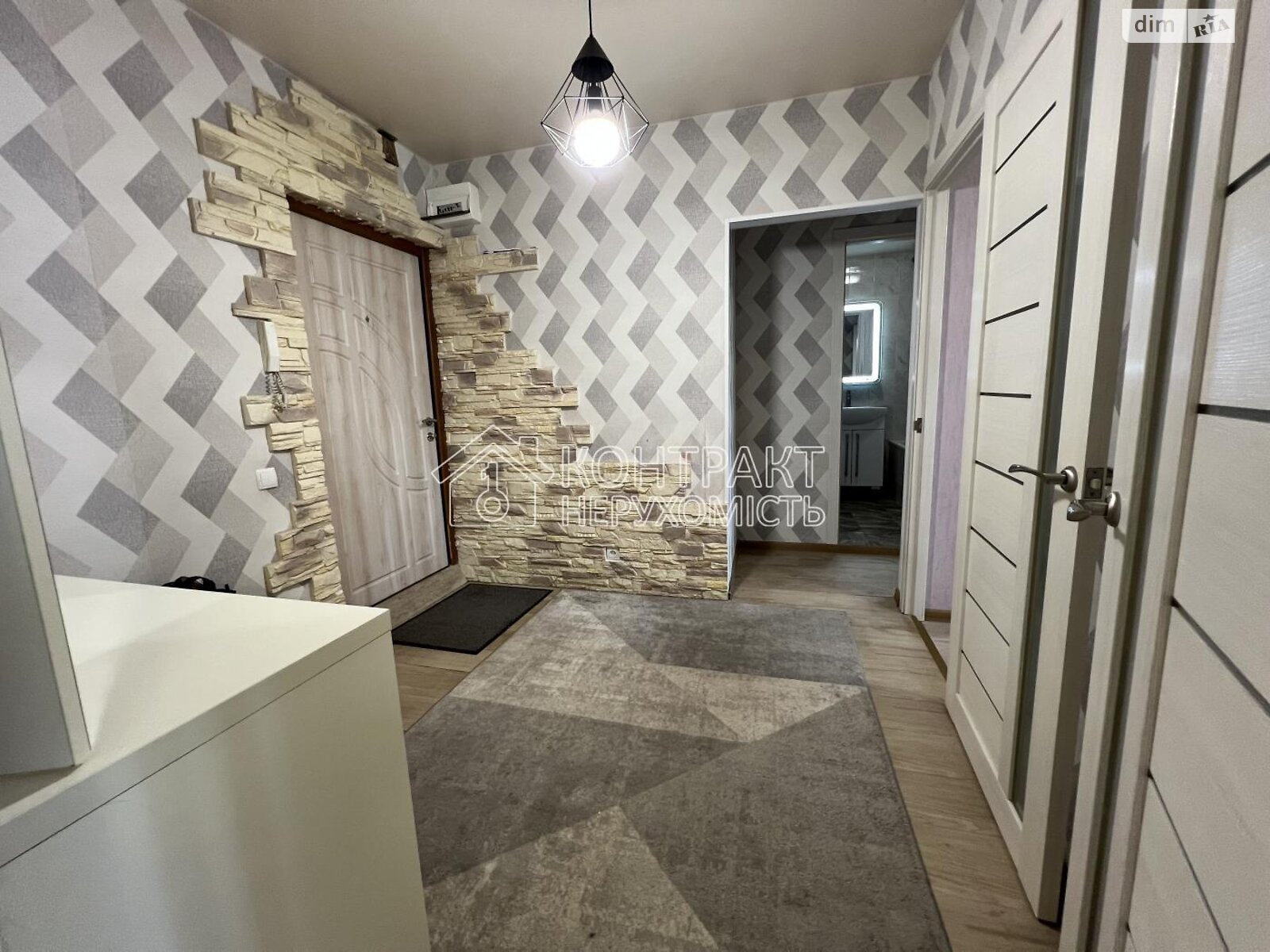 Продажа двухкомнатной квартиры в Харькове, на ул. Амосова, район Салтовка фото 1 Продажа двухкомнатной квартиры в Харькове, на ул. Амосова, район Салтовка фото 1