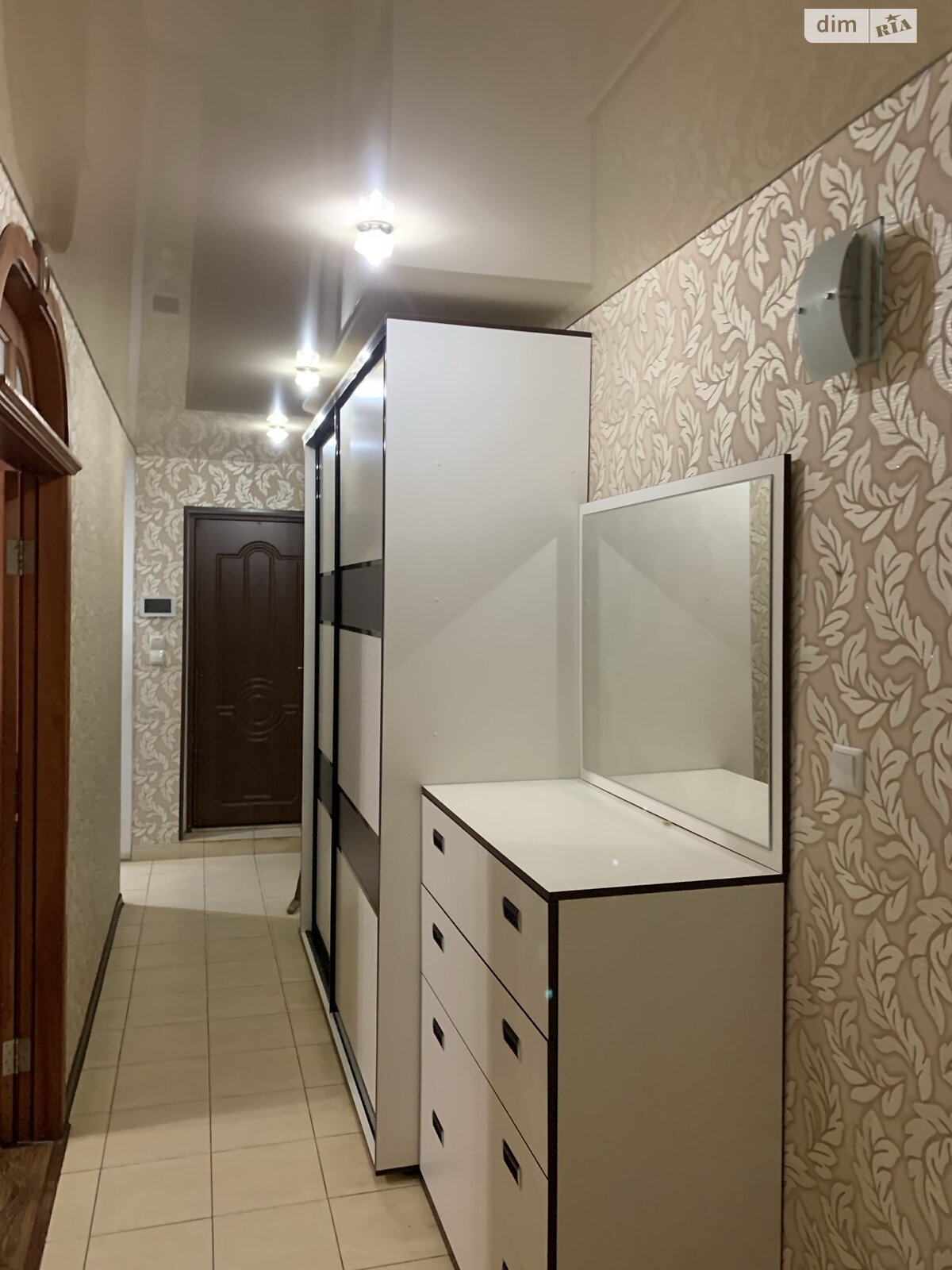 Продаж трикімнатної квартири в Харкові, на вул. Єдності 171З, район Салтівка фото 1 Продаж трикімнатної квартири в Харкові, на вул. Єдності 171З, район Салтівка фото 1
