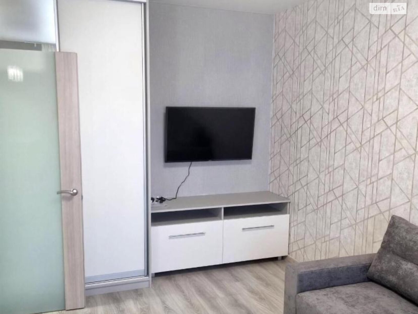 Продаж однокімнатної квартири в Харкові, на вул. Драгоманова 8, район Салтівка фото 1 Продаж однокімнатної квартири в Харкові, на вул. Драгоманова 8, район Салтівка фото 1
