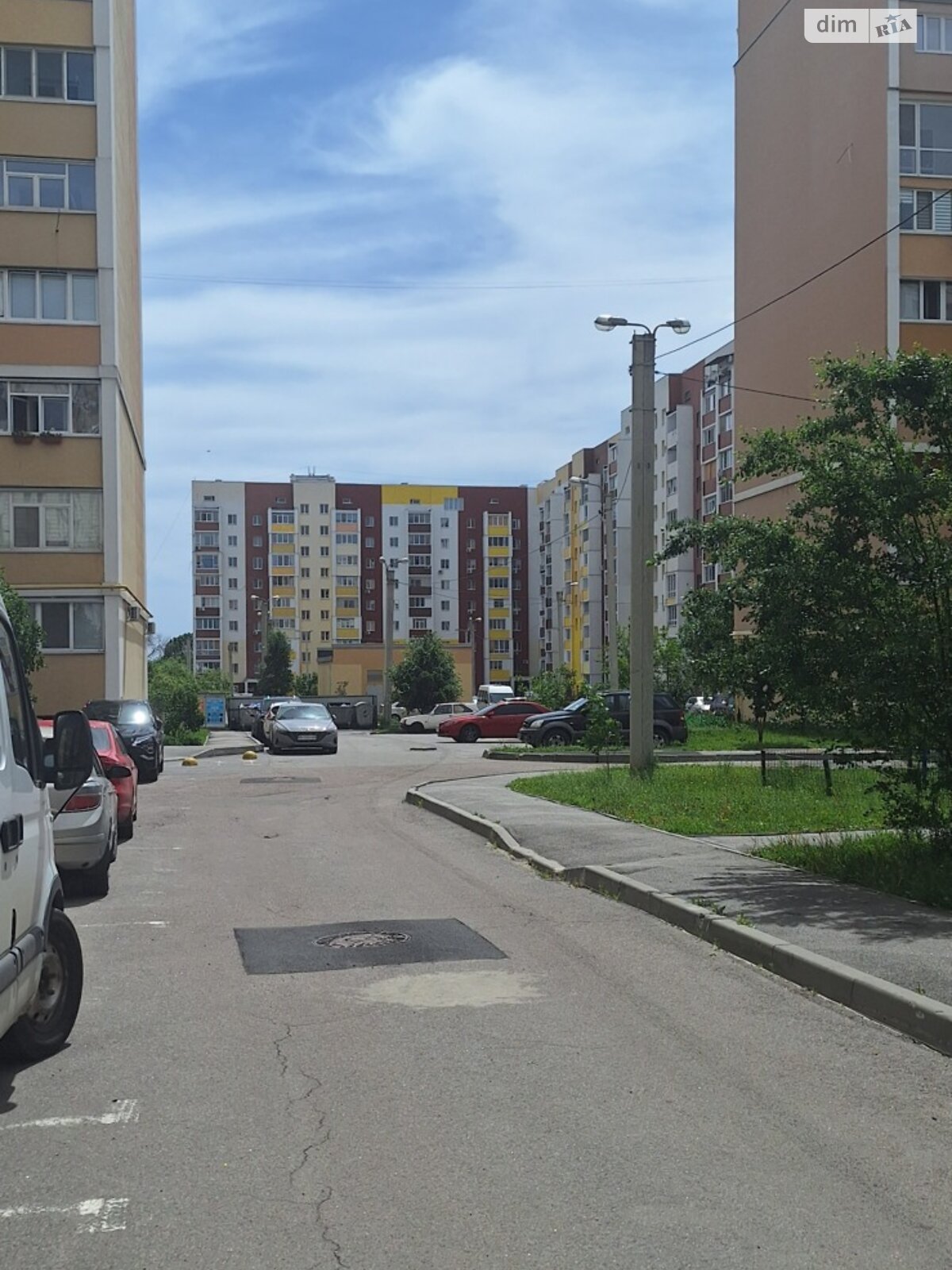 Продаж однокімнатної квартири в Харкові, на шосе Салтівське, район Салтівка фото 1 Продаж однокімнатної квартири в Харкові, на шосе Салтівське, район Салтівка фото 1
