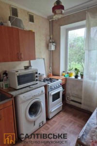Продаж однокімнатної квартири в Харкові, на просп. Тракторобудівників 87Б, район Салтівка фото 2