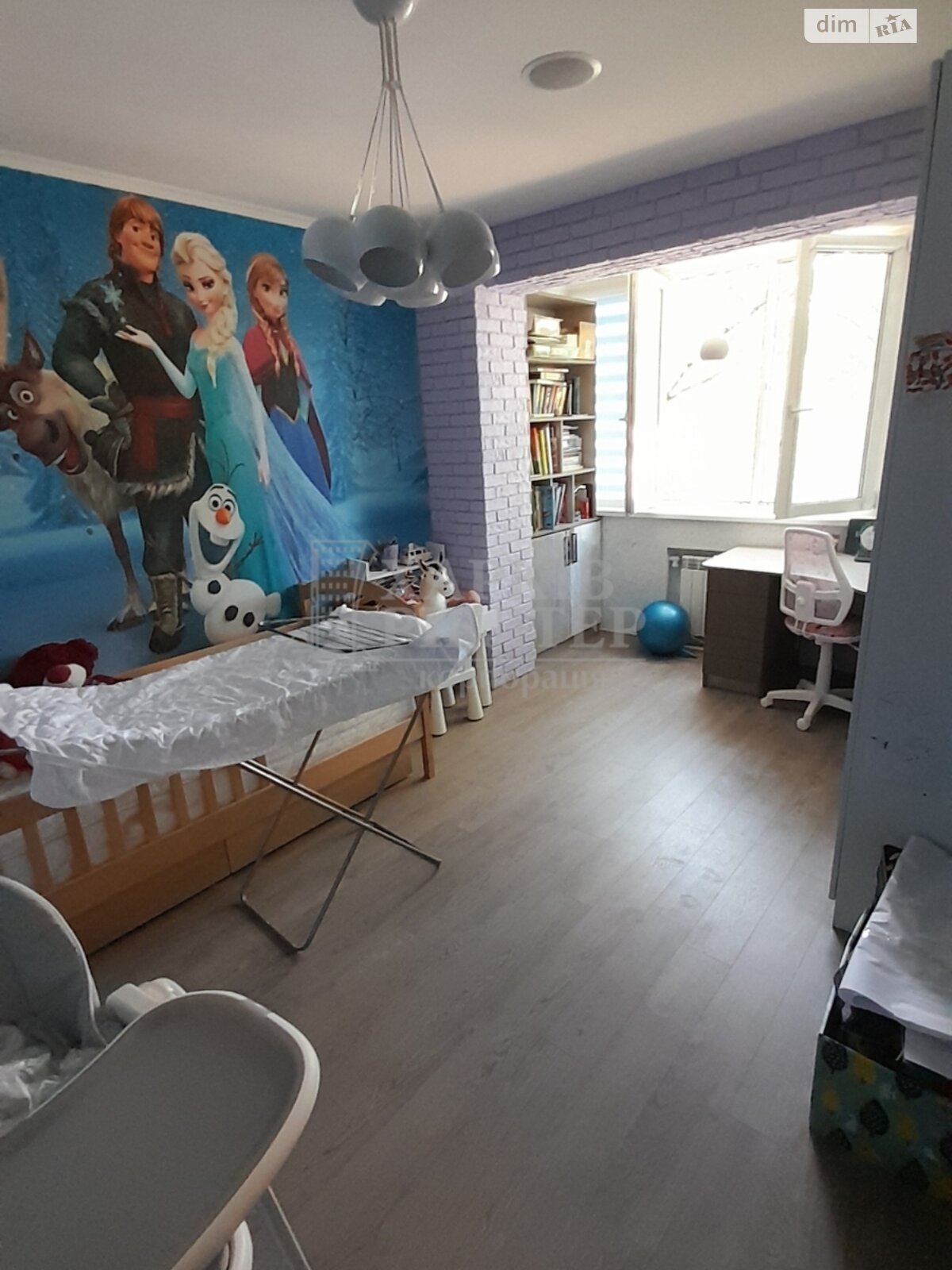 Продажа трехкомнатной квартиры в Харькове, на ул. Гвардейцев-Широнинцев 77, район Салтовский фото 1 Продажа трехкомнатной квартиры в Харькове, на ул. Гвардейцев-Широнинцев 77, район Салтовский фото 1