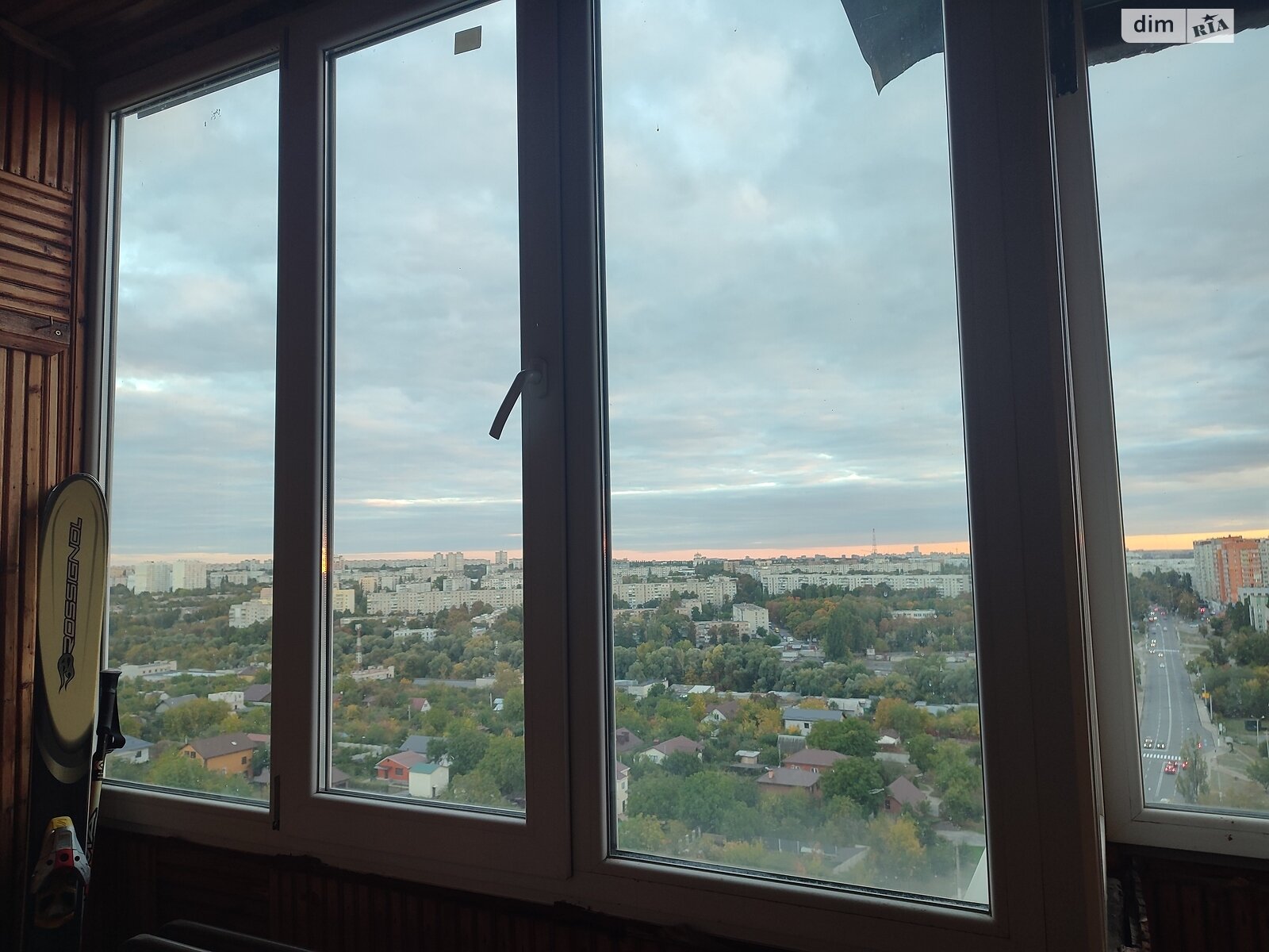 Продажа трехкомнатной квартиры в Харькове, на ул. Гвардейцев-Широнинцев 51, район Салтовский фото 1