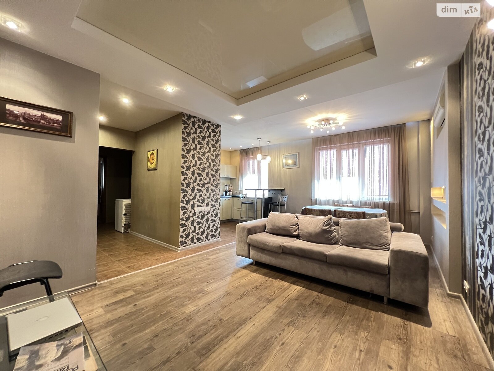 Продаж трикімнатної квартири в Харкові, на вул. Гвардійців-Широнінців 101, район Салтівський фото 1 Продаж трикімнатної квартири в Харкові, на вул. Гвардійців-Широнінців 101, район Салтівський фото 1