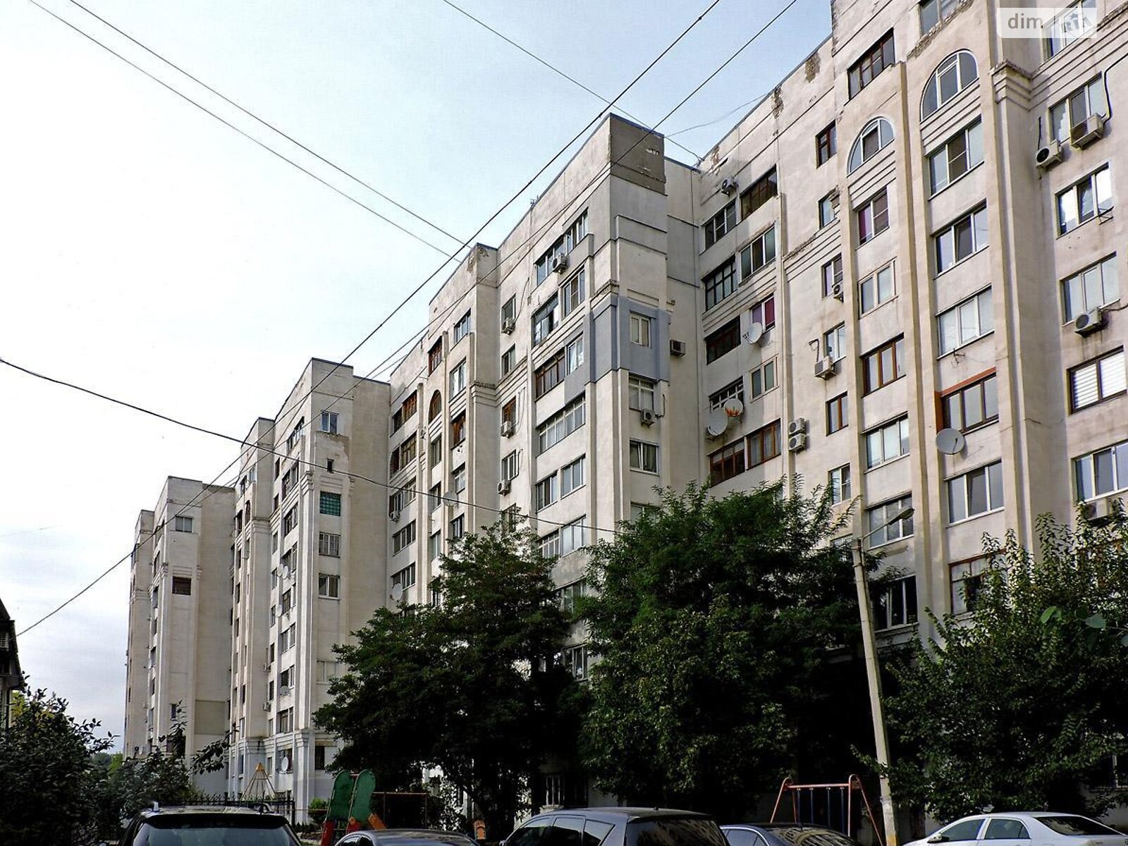 Продажа трехкомнатной квартиры в Харькове, на ул. Искринская 17, район Салтовский фото 1