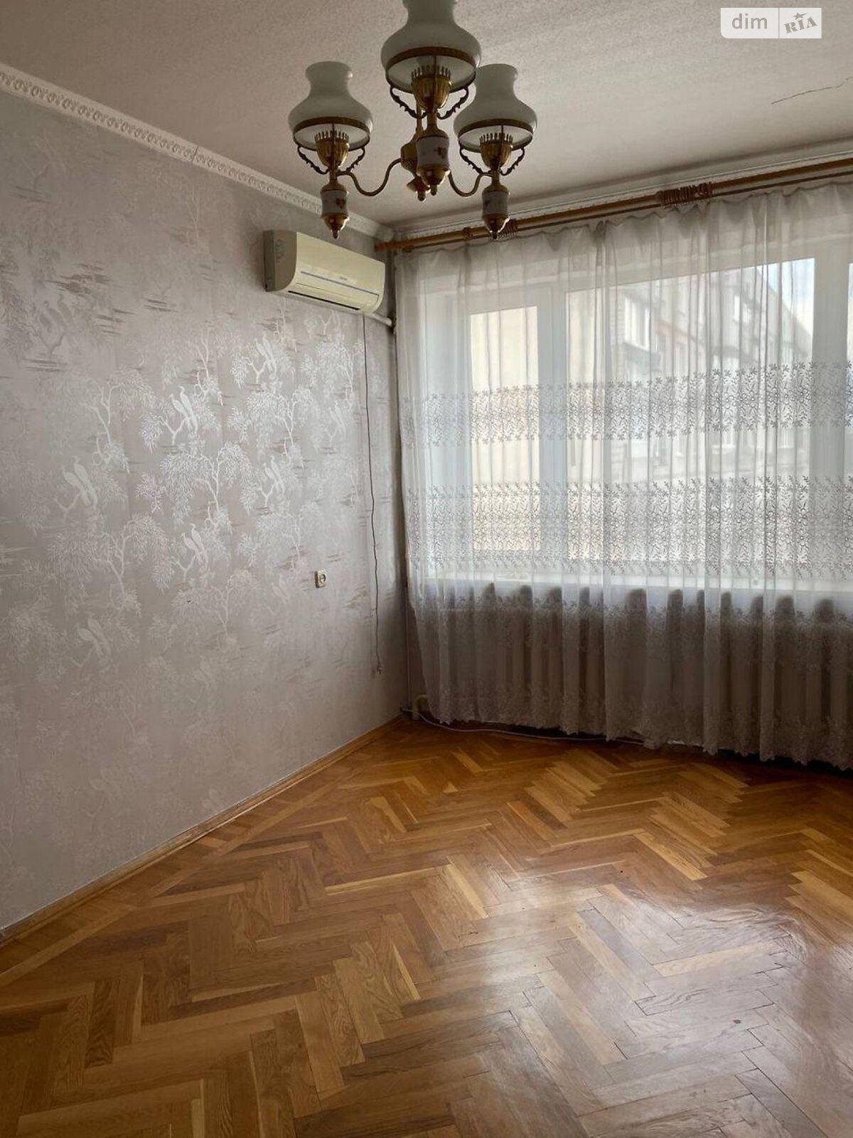 Продаж трикімнатної квартири в Харкові, на просп. Науки 19Б, район Соснова Гірка фото 1