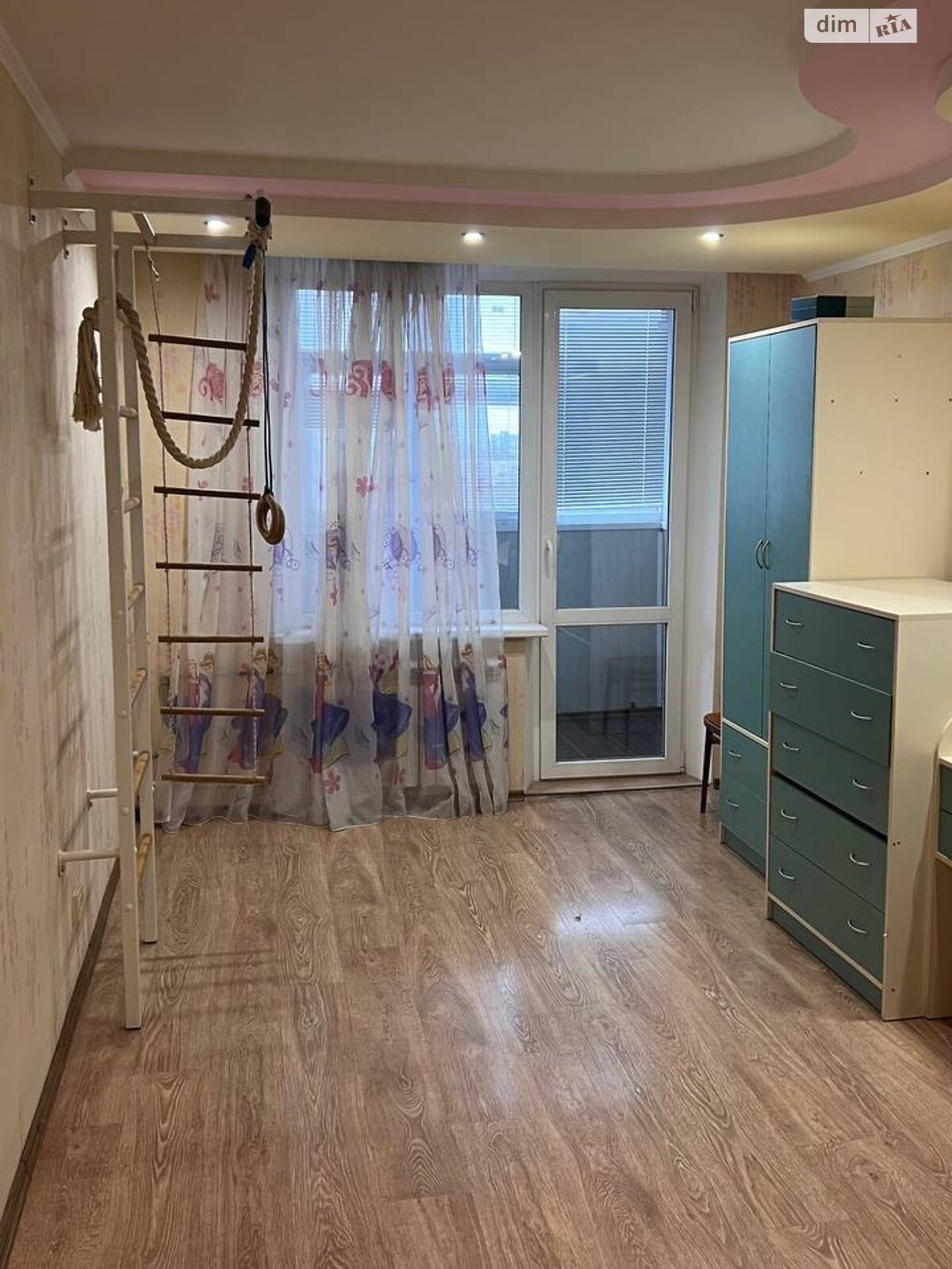 Продаж трикімнатної квартири в Харкові, на вул. Нескорених 70, район Салтівський фото 1 Продаж трикімнатної квартири в Харкові, на вул. Нескорених 70, район Салтівський фото 1