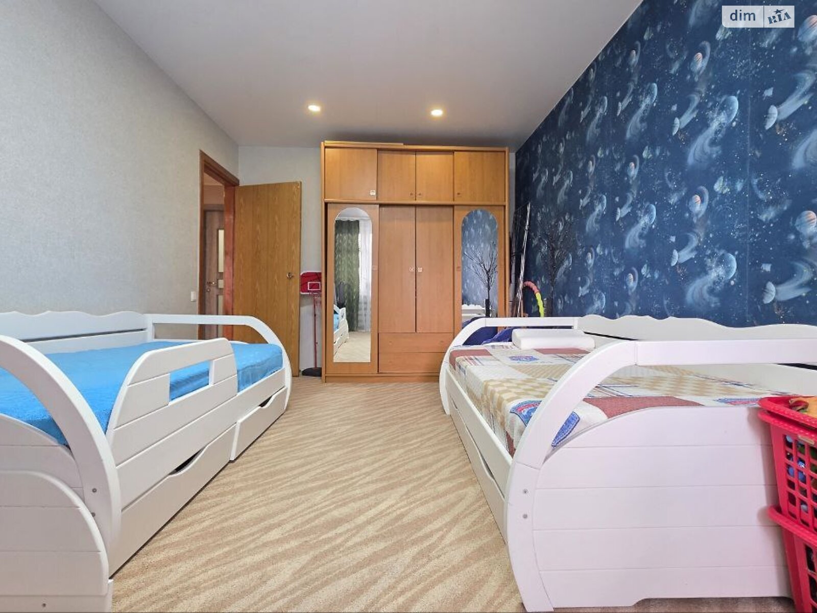 Продажа трехкомнатной квартиры в Харькове, на ул. Нескореных 54А, район Салтовский фото 1 Продажа трехкомнатной квартиры в Харькове, на ул. Нескореных 54А, район Салтовский фото 1