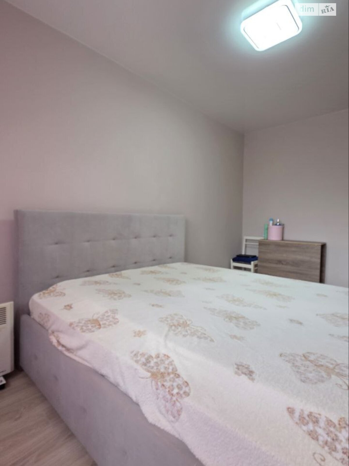 Продажа трехкомнатной квартиры в Харькове, на ул. Нескореных 54А, район Салтовский фото 1 Продажа трехкомнатной квартиры в Харькове, на ул. Нескореных 54А, район Салтовский фото 1