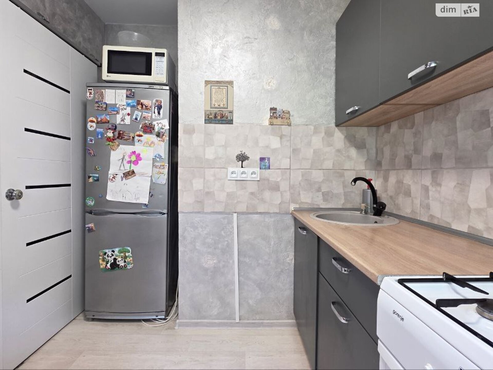 Продажа трехкомнатной квартиры в Харькове, на ул. Нескореных 54А, район Салтовский фото 1 Продажа трехкомнатной квартиры в Харькове, на ул. Нескореных 54А, район Салтовский фото 1