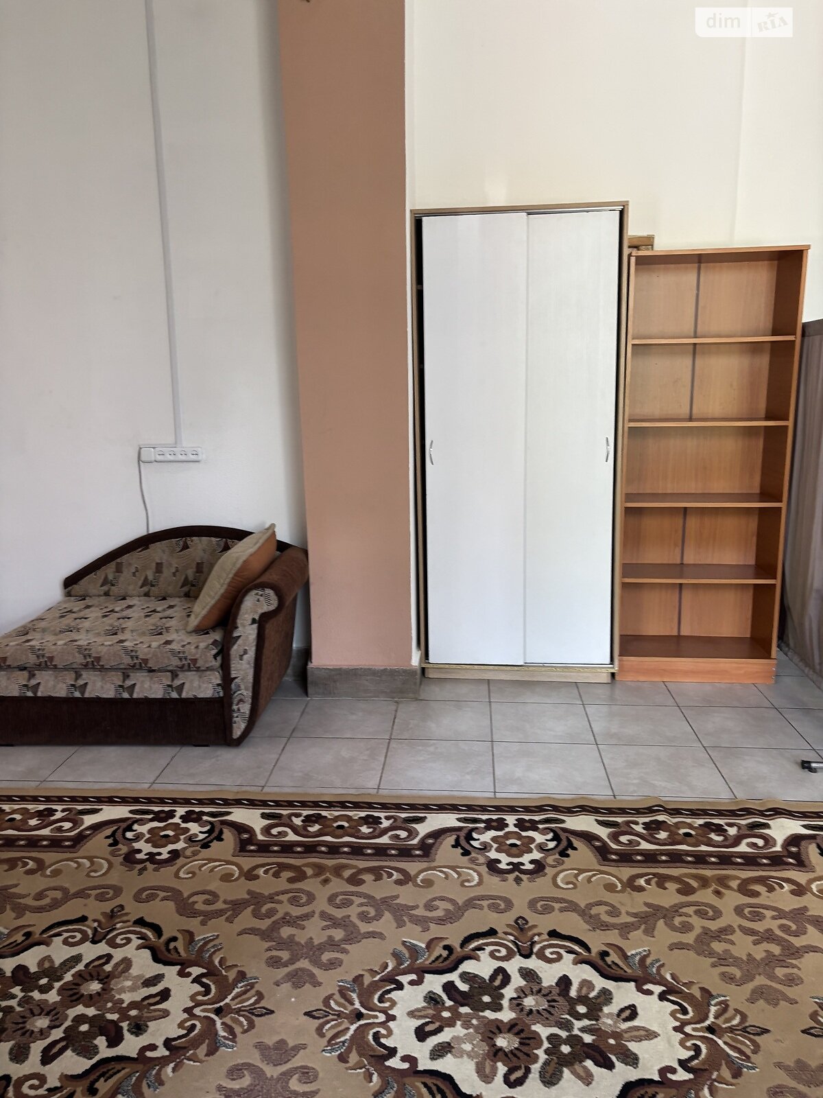 Продаж однокімнатної квартири в Харкові, на шосе Салтівське 12, район Салтівський фото 1 Продаж однокімнатної квартири в Харкові, на шосе Салтівське 12, район Салтівський фото 1