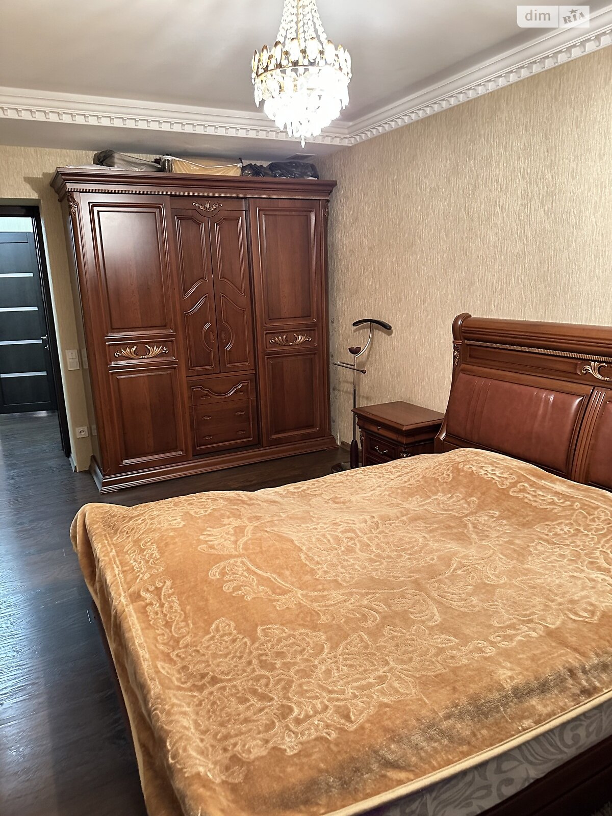 Продажа трехкомнатной квартиры в Харькове, на просп. Тракторостроителей 79/42, район Салтовский фото 1 Продажа трехкомнатной квартиры в Харькове, на просп. Тракторостроителей 79/42, район Салтовский фото 1