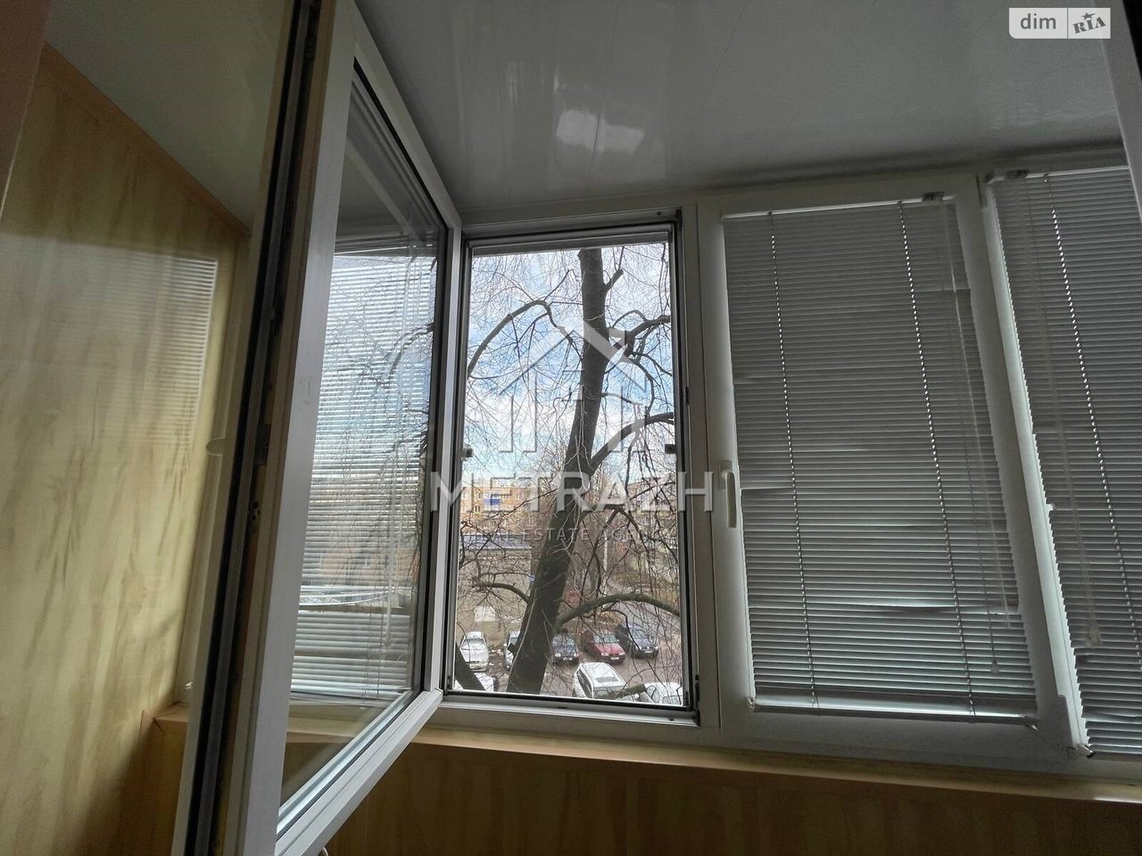 Продаж трикімнатної квартири в Харкові, на просп. Тракторобудівників 77, район Салтівський фото 1 Продаж трикімнатної квартири в Харкові, на просп. Тракторобудівників 77, район Салтівський фото 1
