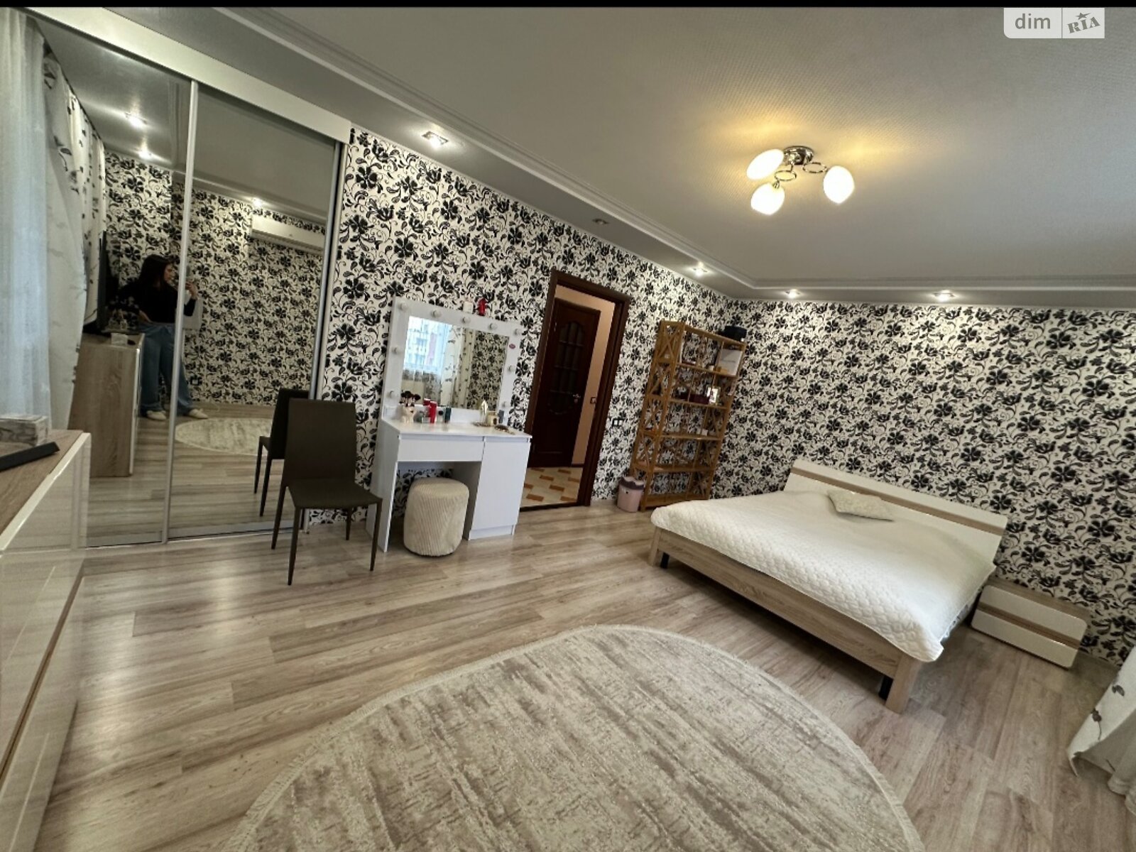 Продаж трикімнатної квартири в Харкові, на просп. Тракторобудівників 94В, район Салтівський фото 1