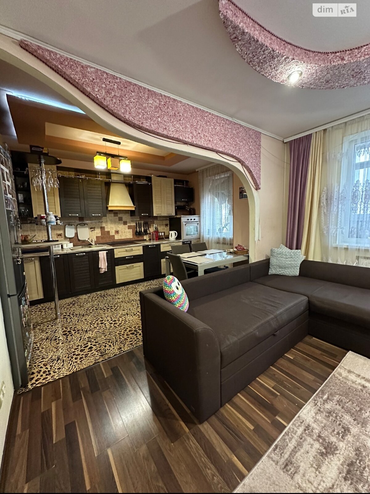 Продаж трикімнатної квартири в Харкові, на просп. Тракторобудівників 94В, район Салтівський фото 1