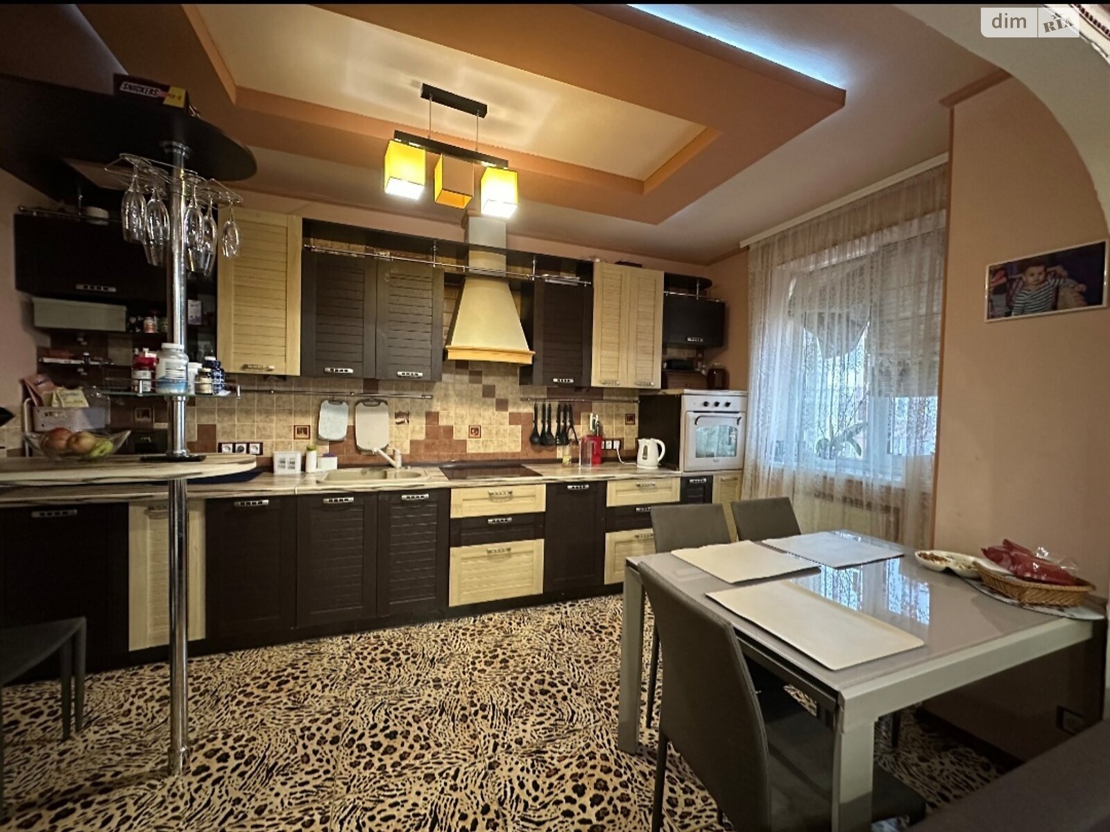 Продаж трикімнатної квартири в Харкові, на просп. Тракторобудівників 94В, район Салтівський фото 1