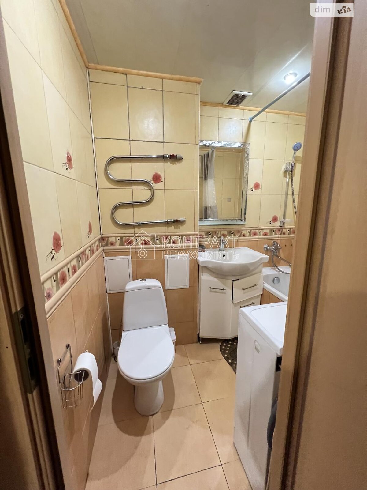 Продаж трикімнатної квартири в Харкові, на вул. Валентинівська 42, район Салтівський фото 1 Продаж трикімнатної квартири в Харкові, на вул. Валентинівська 42, район Салтівський фото 1