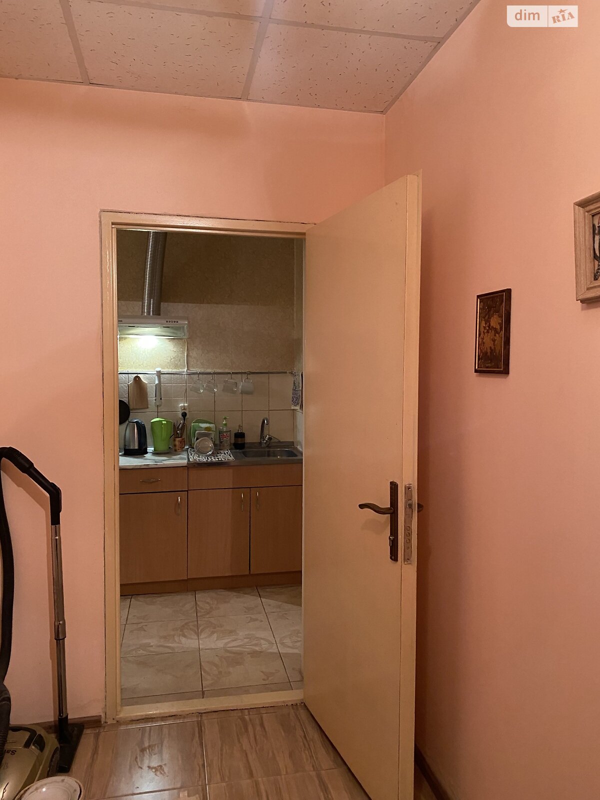 Продаж однокімнатної квартири в Харкові, на просп. Ювілейний 61Д, район Салтівський фото 1 Продаж однокімнатної квартири в Харкові, на просп. Ювілейний 61Д, район Салтівський фото 1