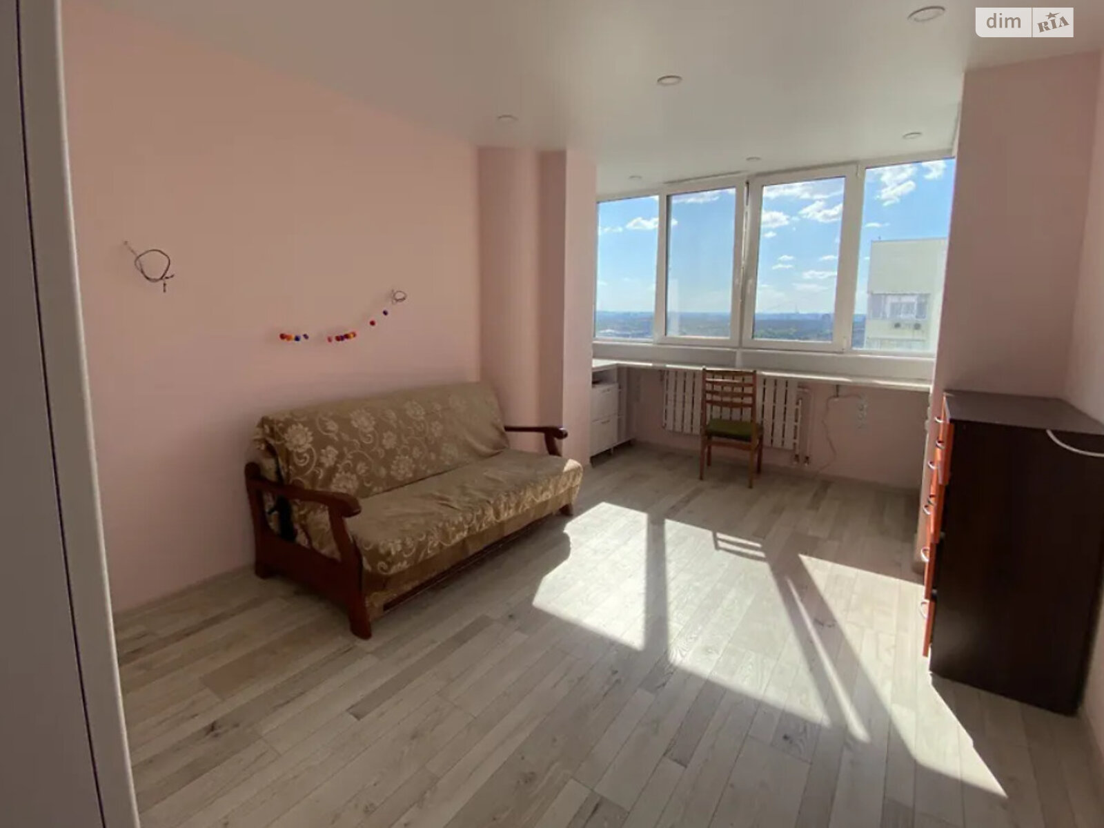 Продаж трикімнатної квартири в Харкові, на просп. Ювілейний 61Д, район Салтівський фото 1 Продаж трикімнатної квартири в Харкові, на просп. Ювілейний 61Д, район Салтівський фото 1