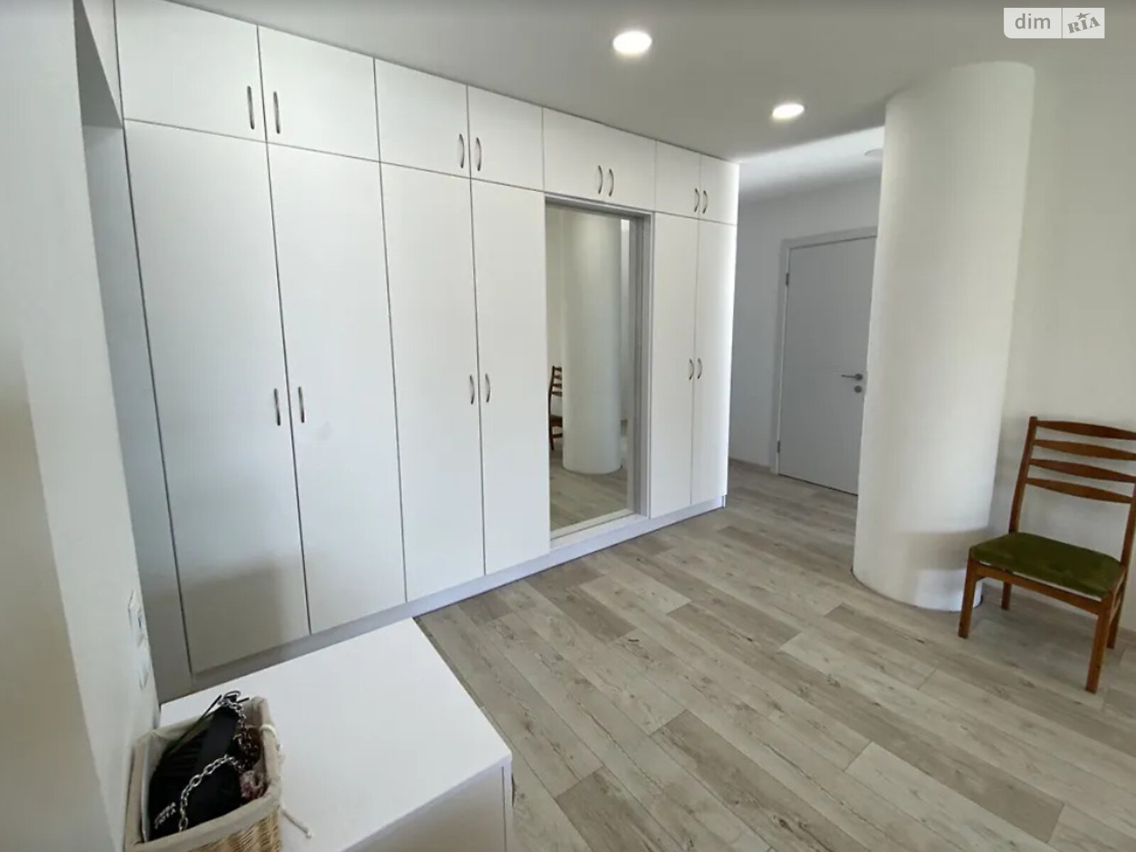 Продаж трикімнатної квартири в Харкові, на просп. Ювілейний 61Д, район Салтівський фото 1 Продаж трикімнатної квартири в Харкові, на просп. Ювілейний 61Д, район Салтівський фото 1