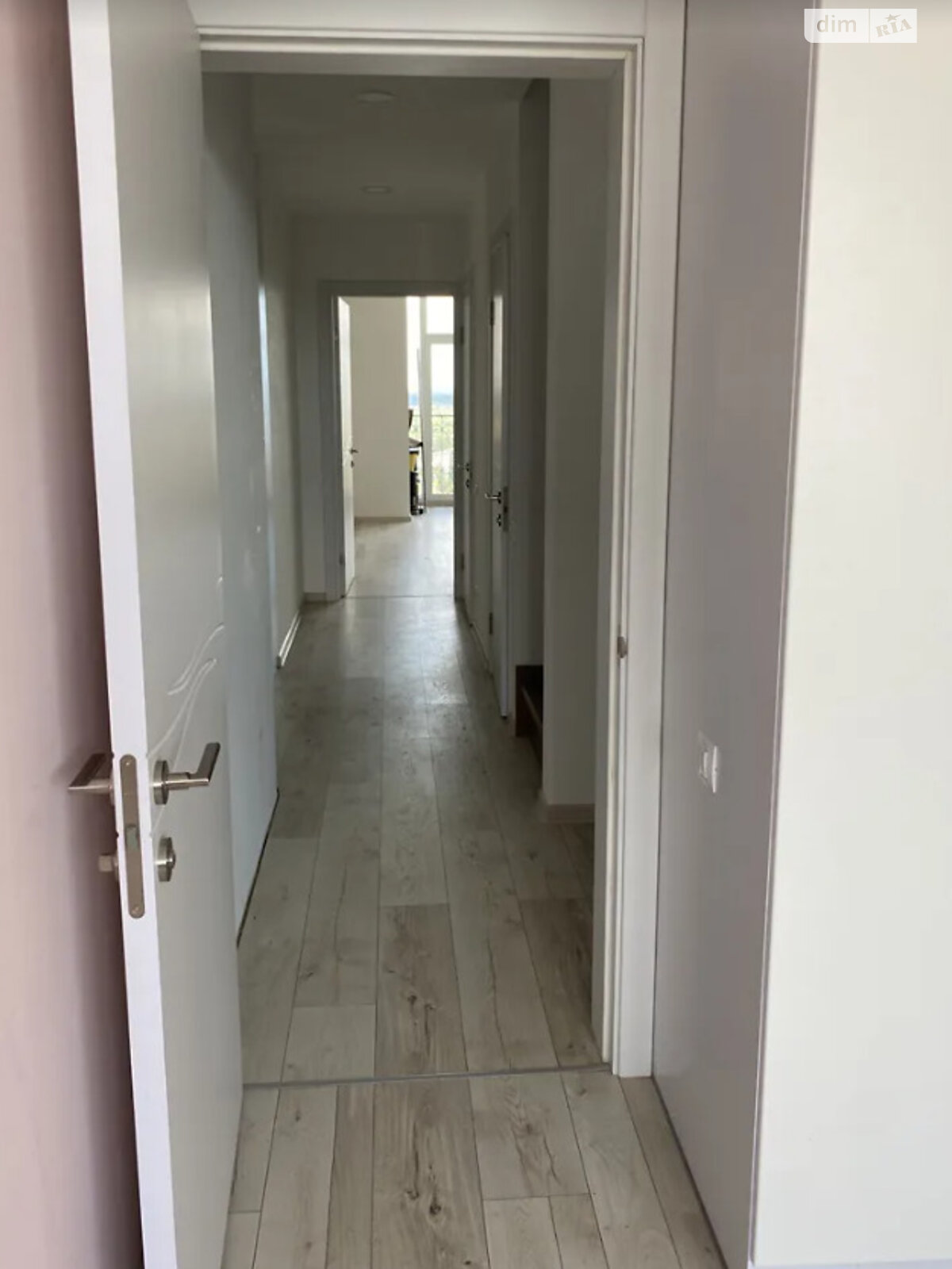 Продаж трикімнатної квартири в Харкові, на просп. Ювілейний 61Д, район Салтівський фото 1 Продаж трикімнатної квартири в Харкові, на просп. Ювілейний 61Д, район Салтівський фото 1