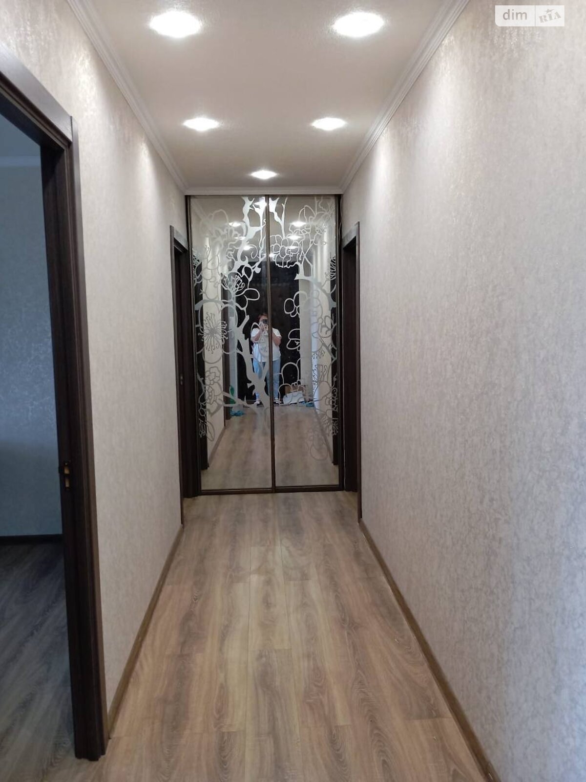Продаж трикімнатної квартири в Харкові, на просп. Ювілейний 59, район Салтівський фото 1 Продаж трикімнатної квартири в Харкові, на просп. Ювілейний 59, район Салтівський фото 1
