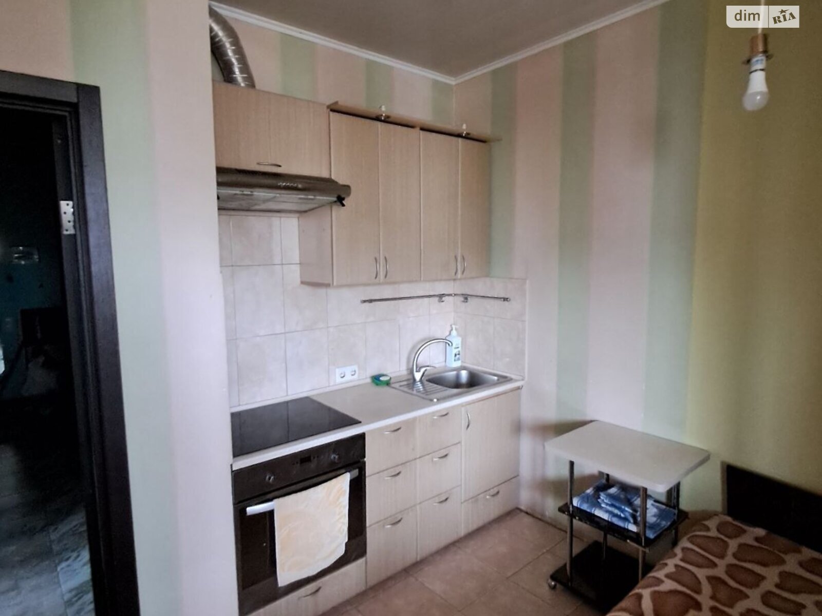 Продаж однокімнатної квартири в Харкові, на просп. Ювілейний 67Б, район Салтівський фото 1 Продаж однокімнатної квартири в Харкові, на просп. Ювілейний 67Б, район Салтівський фото 1