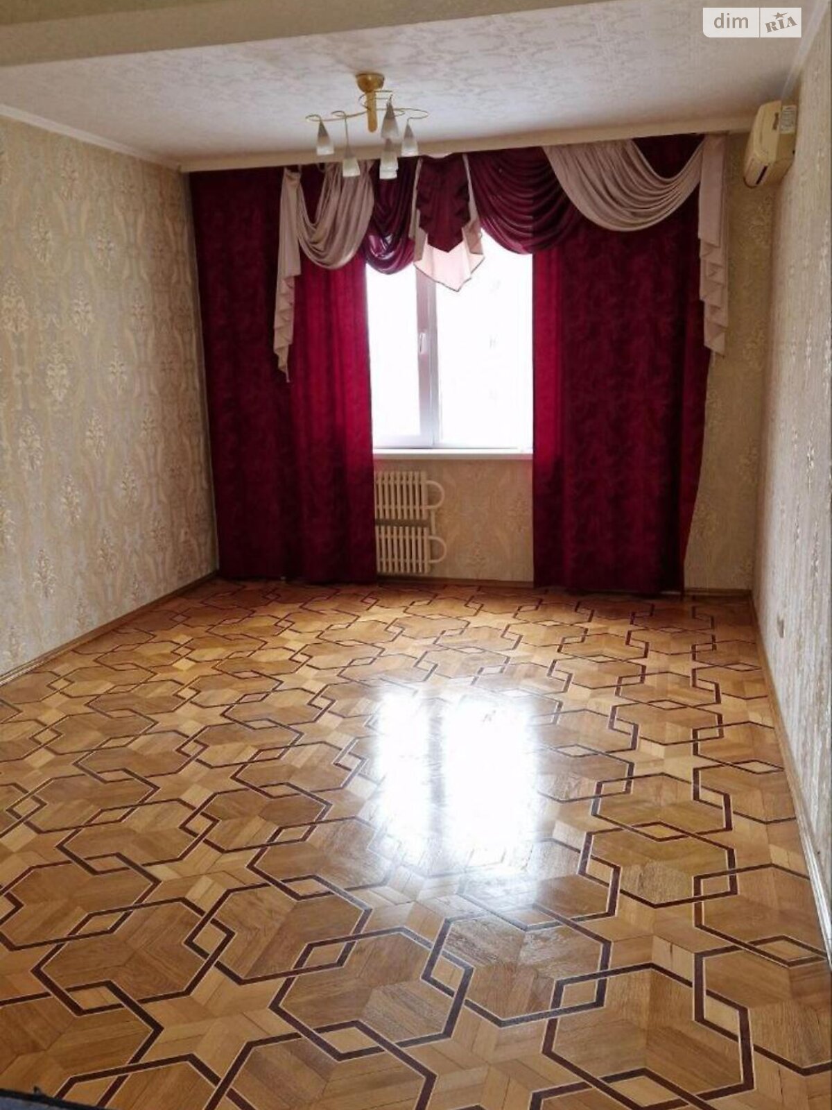 Продажа трехкомнатной квартиры в Харькове, на ул. Кричевского 41, район Северная Салтовка фото 1 Продажа трехкомнатной квартиры в Харькове, на ул. Кричевского 41, район Северная Салтовка фото 1