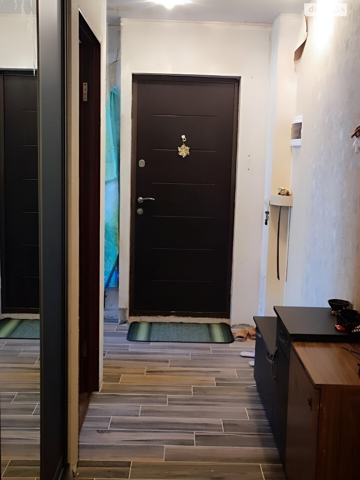 Продаж трикімнатної квартири в Харкові, на вул. Метробудівників 41, район Північна Салтівка фото 1 Продаж трикімнатної квартири в Харкові, на вул. Метробудівників 41, район Північна Салтівка фото 1