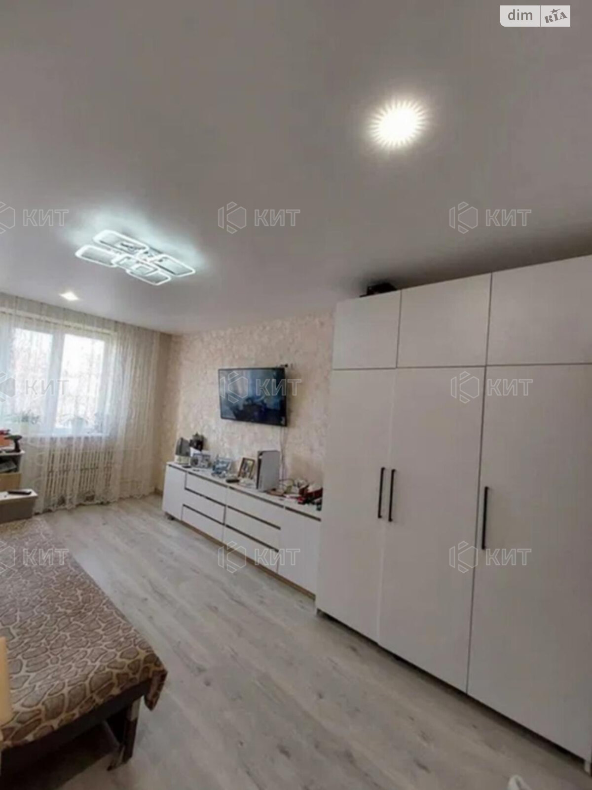 Продаж чотирикімнатної квартири в Харкові, на вул. Соборності України 244, район Північна Салтівка фото 1 Продаж чотирикімнатної квартири в Харкові, на вул. Соборності України 244, район Північна Салтівка фото 1
