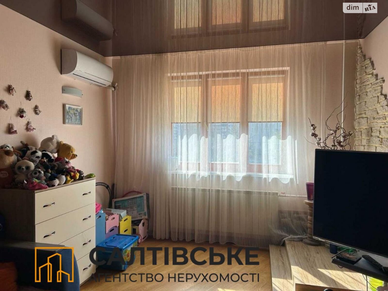Продажа трехкомнатной квартиры в Харькове, на ул. Ужвий Натальи 90, район Северная Салтовка фото 1 Продажа трехкомнатной квартиры в Харькове, на ул. Ужвий Натальи 90, район Северная Салтовка фото 1