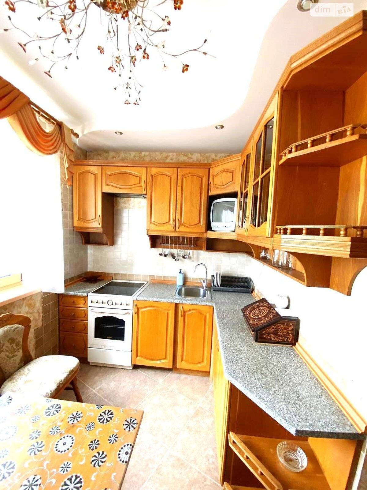 Продажа трехкомнатной квартиры в Харькове, на ул. Ужвий Натальи 112, район Северная Салтовка фото 1 Продажа трехкомнатной квартиры в Харькове, на ул. Ужвий Натальи 112, район Северная Салтовка фото 1