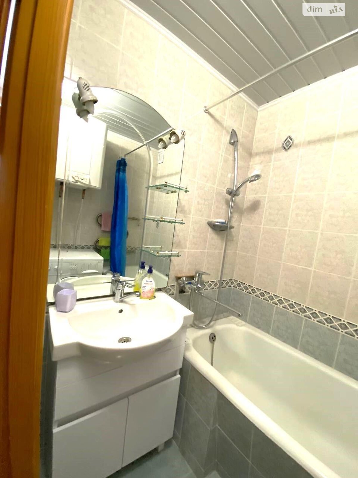 Продажа трехкомнатной квартиры в Харькове, на ул. Ужвий Натальи 112, район Северная Салтовка фото 1 Продажа трехкомнатной квартиры в Харькове, на ул. Ужвий Натальи 112, район Северная Салтовка фото 1