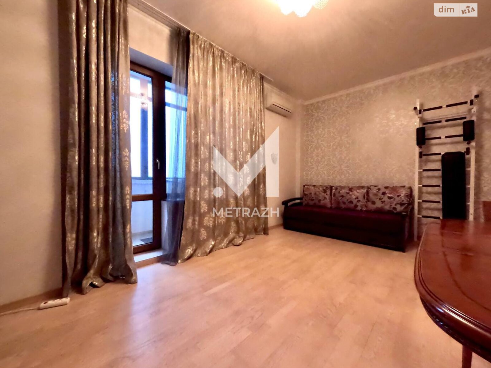 Продажа трехкомнатной квартиры в Харькове, на ул. Академика Ляпунова 16, район Шатиловка фото 1