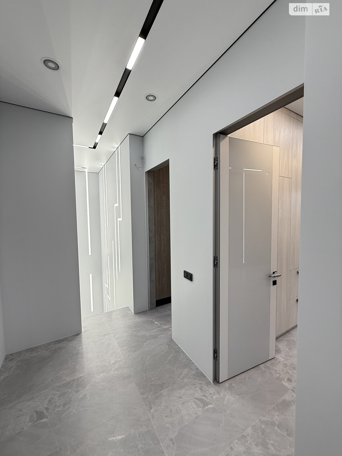 Продажа пятикомнатной квартиры в Харькове, на ул. Европейская 46, район Шатиловка фото 1