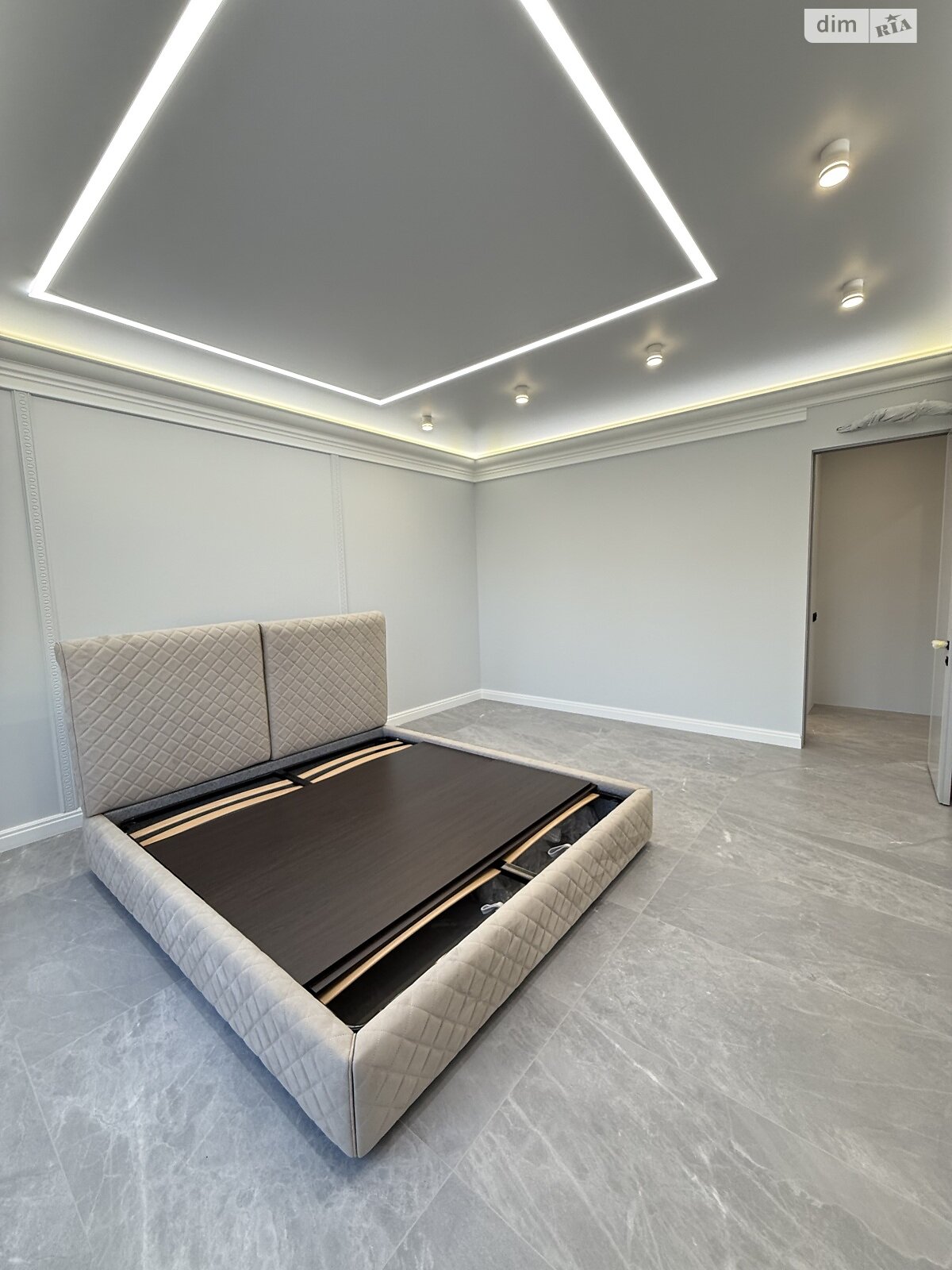 Продажа пятикомнатной квартиры в Харькове, на ул. Европейская 46, район Шатиловка фото 1