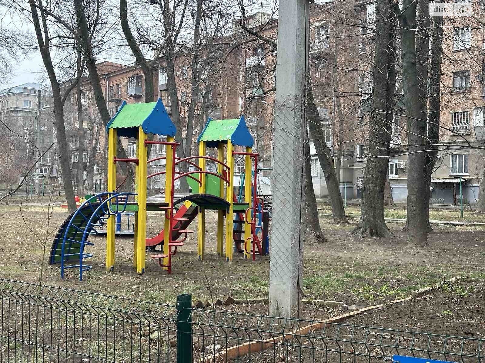 Продажа трехкомнатной квартиры в Харькове, на ул. Крымская 8, район Шатиловка фото 1 Продажа трехкомнатной квартиры в Харькове, на ул. Крымская 8, район Шатиловка фото 1