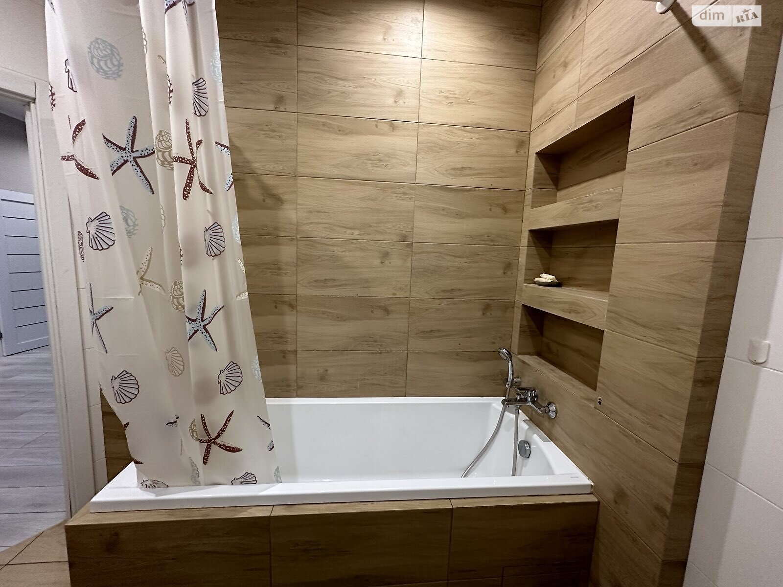 Продажа трехкомнатной квартиры в Харькове, на ул. Крымская 8, район Шатиловка фото 1 Продажа трехкомнатной квартиры в Харькове, на ул. Крымская 8, район Шатиловка фото 1
