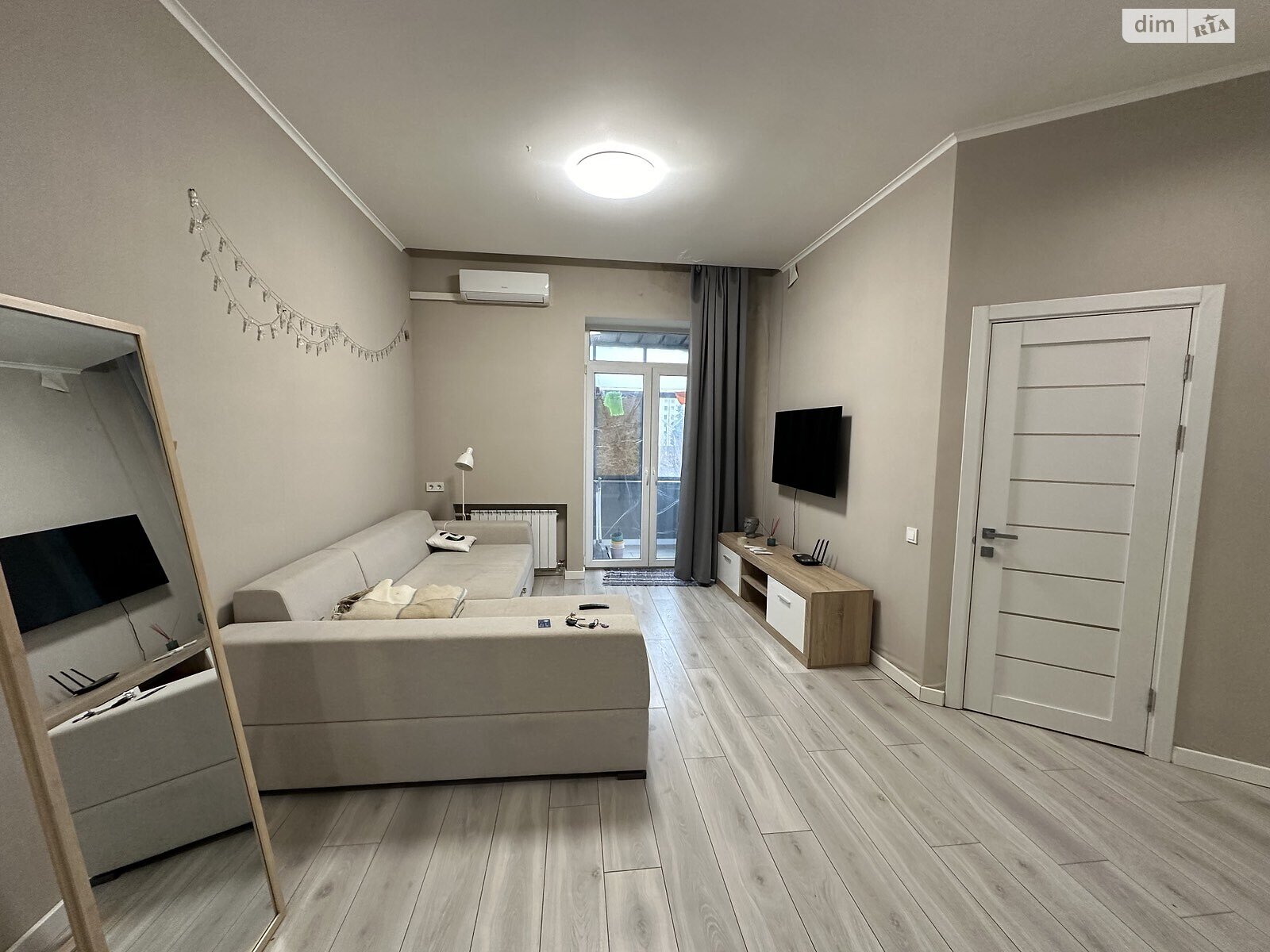 Продажа трехкомнатной квартиры в Харькове, на ул. Крымская 8, район Шатиловка фото 1 Продажа трехкомнатной квартиры в Харькове, на ул. Крымская 8, район Шатиловка фото 1